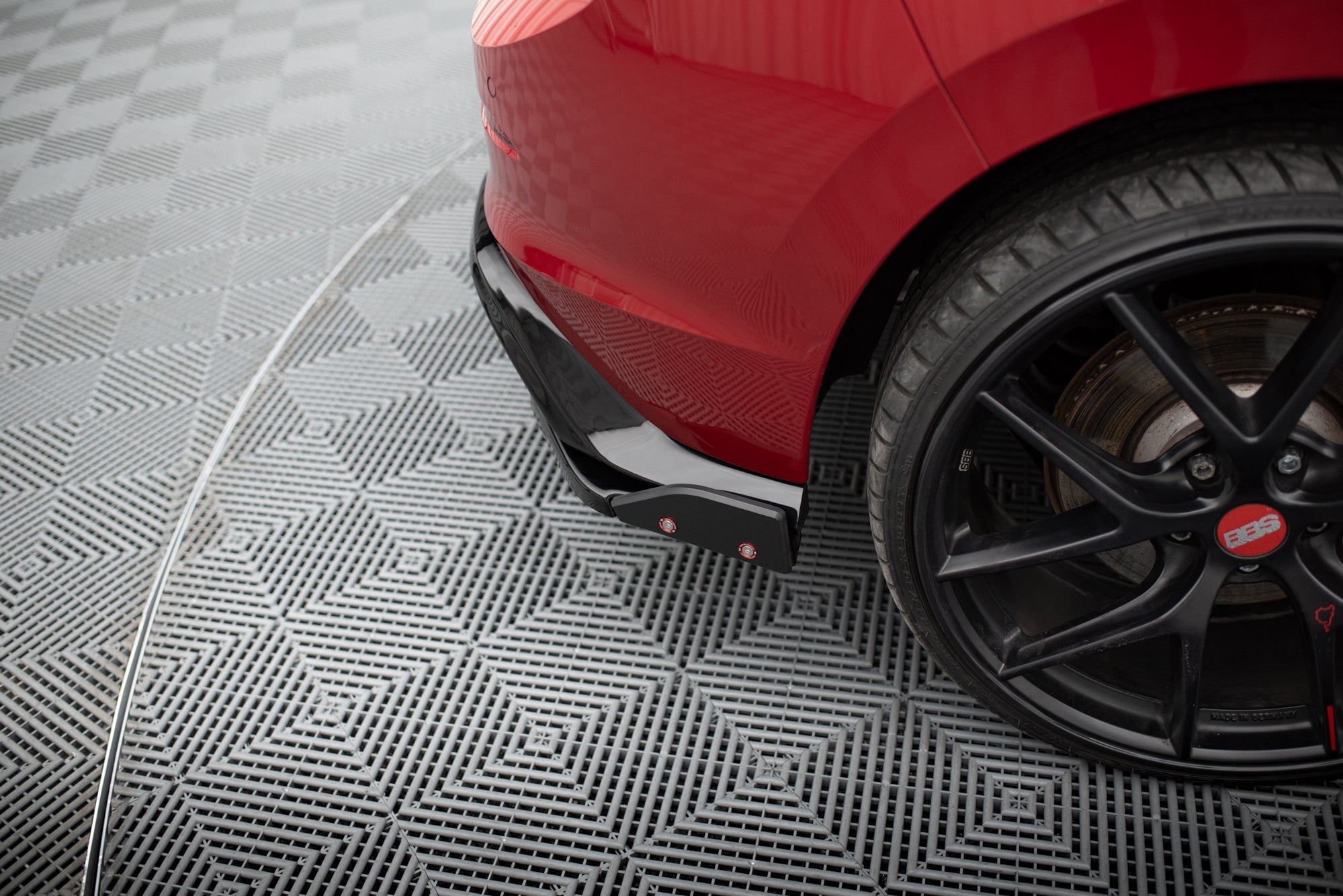 Maxton Design Splitters laterales traseros V.4 + Flaps para Volkswagen Golf GTI / GTE Mk8 para only with : VW-GO-8-GTI-RS2 - imagen 6