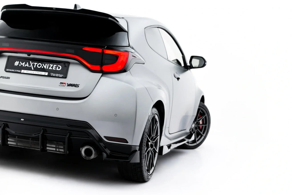 Maxton Design Splitters laterales traseros V.4 para Toyota GR Yaris Mk4 Facelift - imagen 1