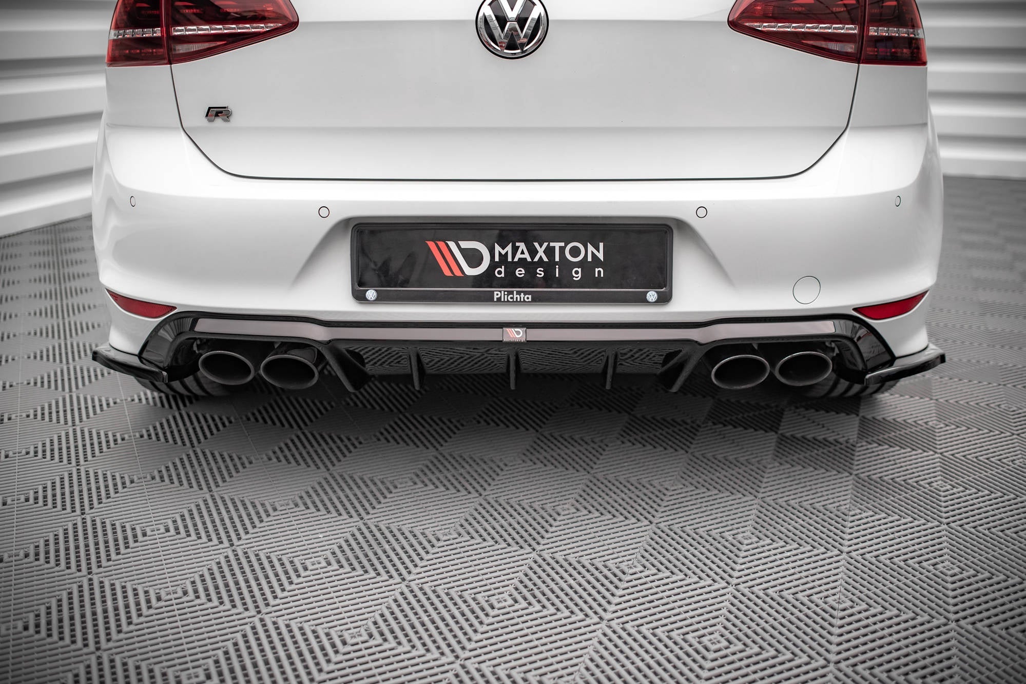 Maxton Design Splitters laterales traseros V.4 para Volkswagen Golf R Mk7 - imagen 3