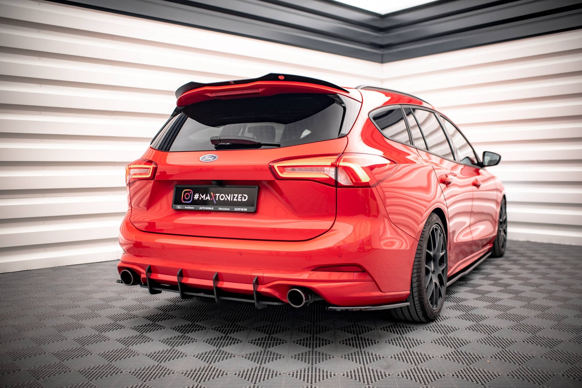 Maxton Design Splitters laterales traseros V.5 para Ford Focus Estate ST Mk4 - imagen 2