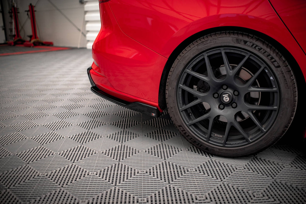Maxton Design Splitters laterales traseros V.8 para Ford Focus Estate ST Mk4 - imagen 3