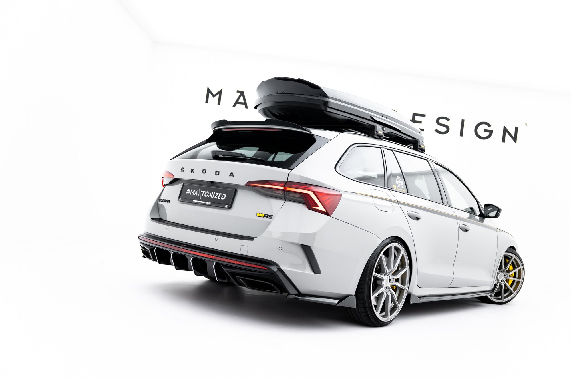 Maxton Design Splitters laterales traseros V.8 para Skoda Octavia RS Liftback / Combi Mk4 - imagen 3