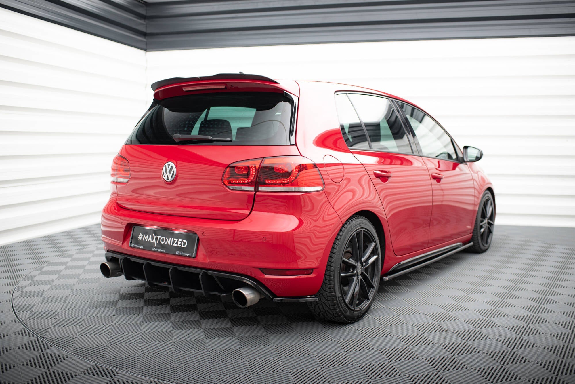 Maxton Design Splitters laterales traseros para Volkswagen Golf Mk6 GTI 35TH - imagen 2