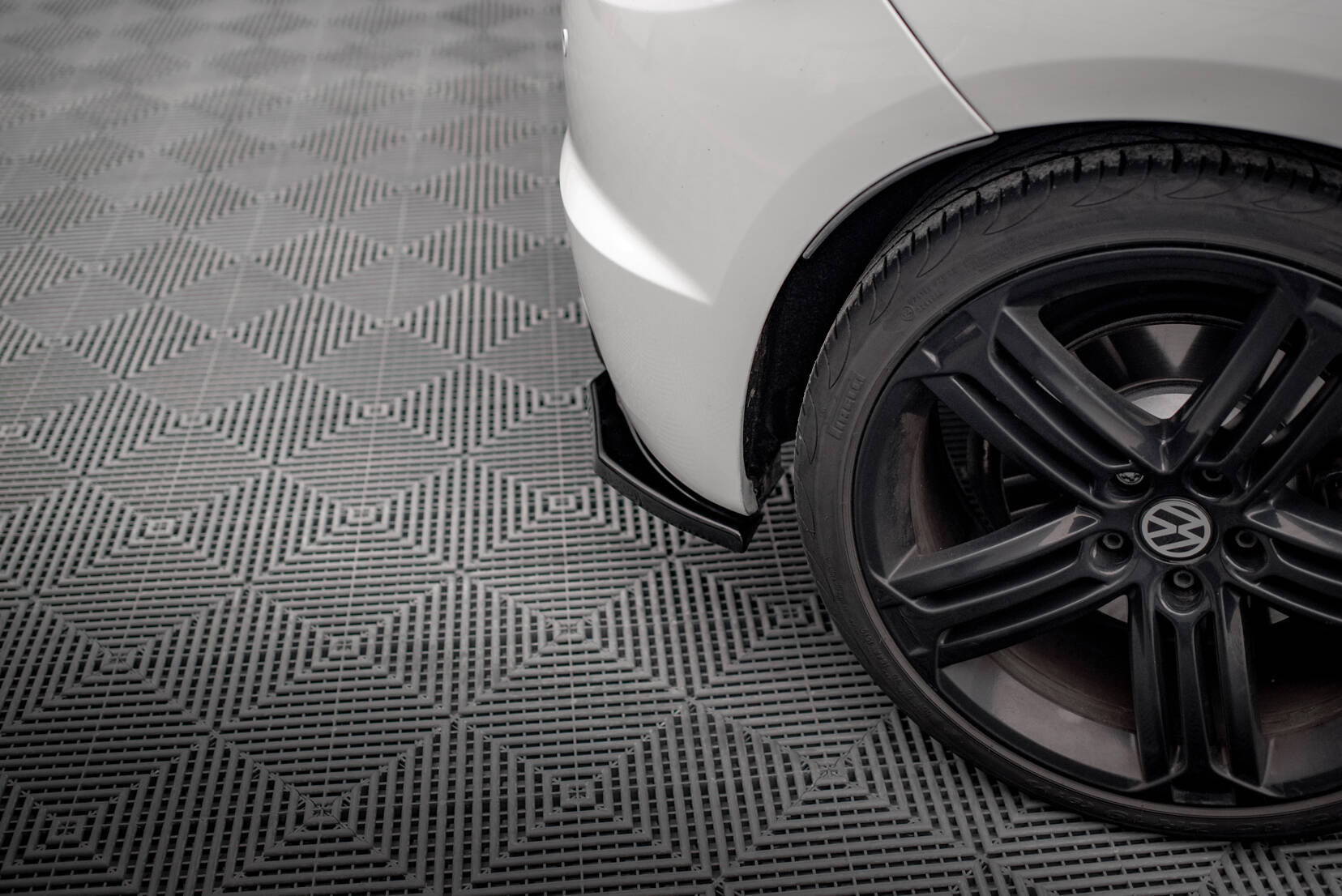 Maxton Design Splitters laterales traseros para Volkswagen Scirocco R - imagen 3
