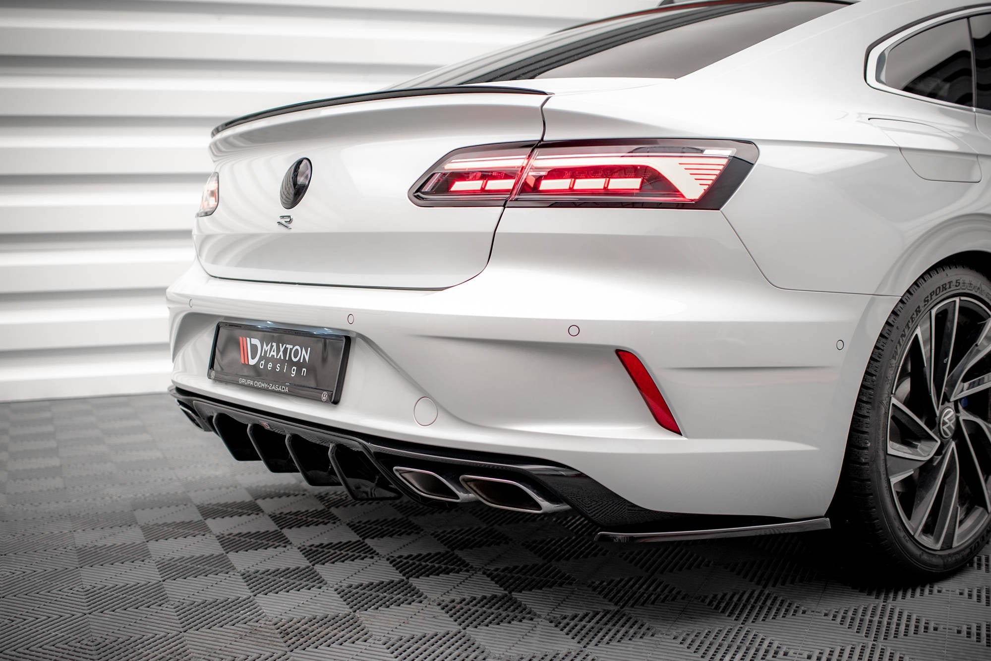 Maxton Design Splitters laterales traseros para Volkswagen Arteon R Sedan / Shooting Brake Mk1 Facelift - imagen 1