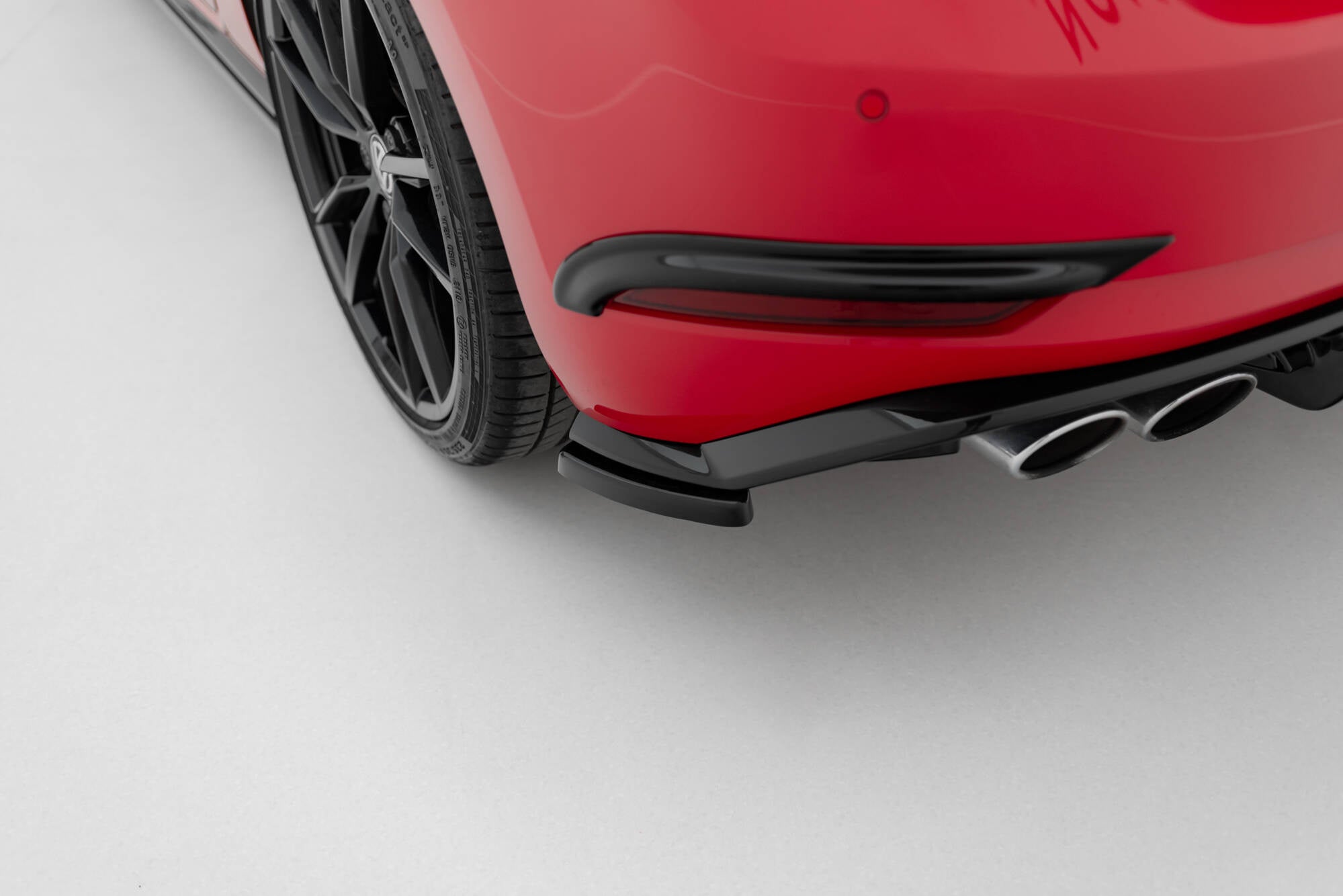 Maxton Design Splitters laterales traseros para Volkswagen Golf Hatchback R / R-Line Mk7 Facelift - imagen 1
