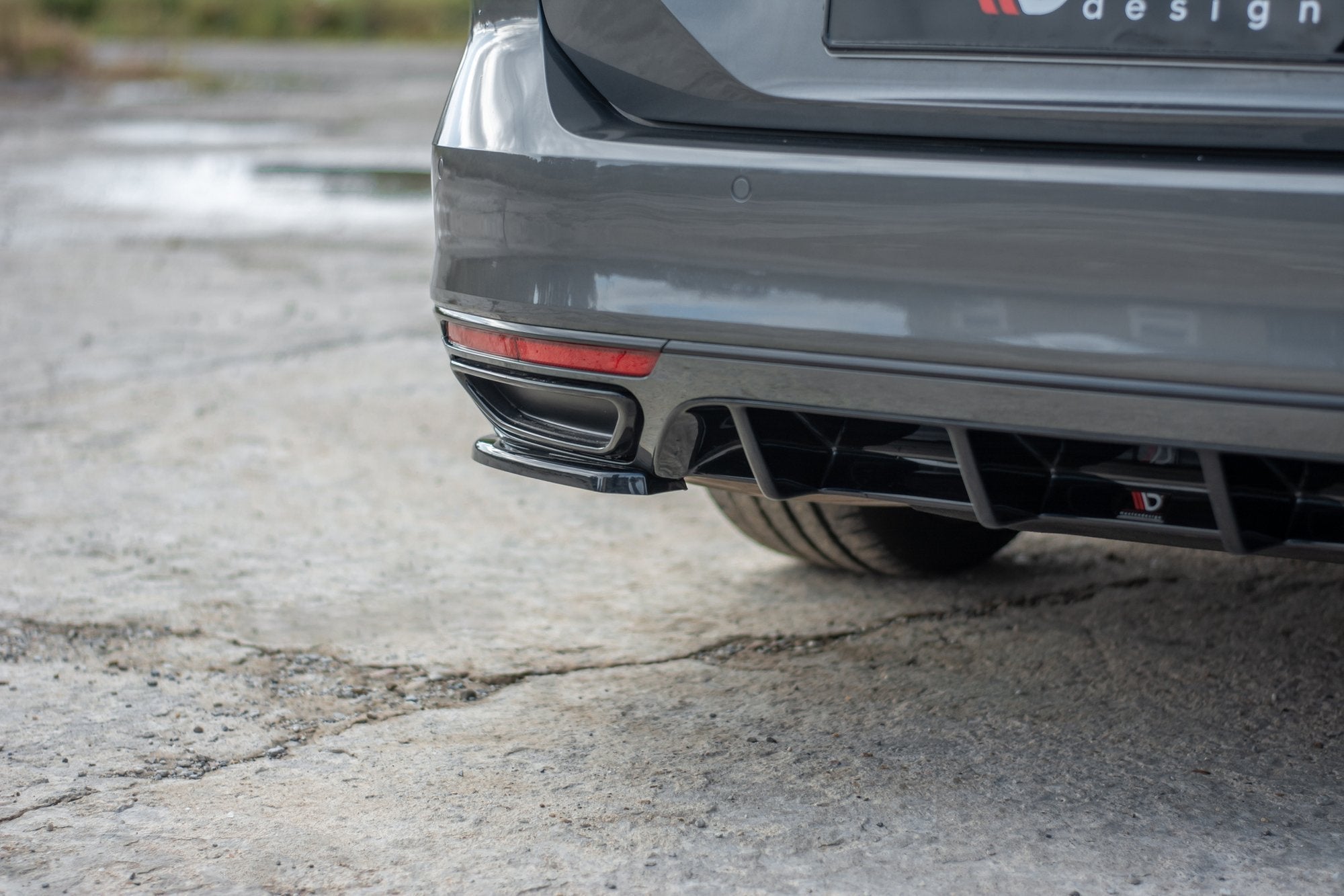 Maxton Design Splitters laterales traseros para Volkswagen Passat R-Line B8 - imagen 4