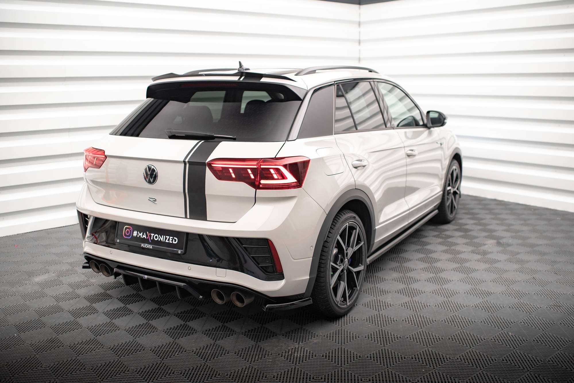 Maxton Design Splitters laterales traseros para Volkswagen T-Roc R / R-Line Mk1 Facelift - imagen 2