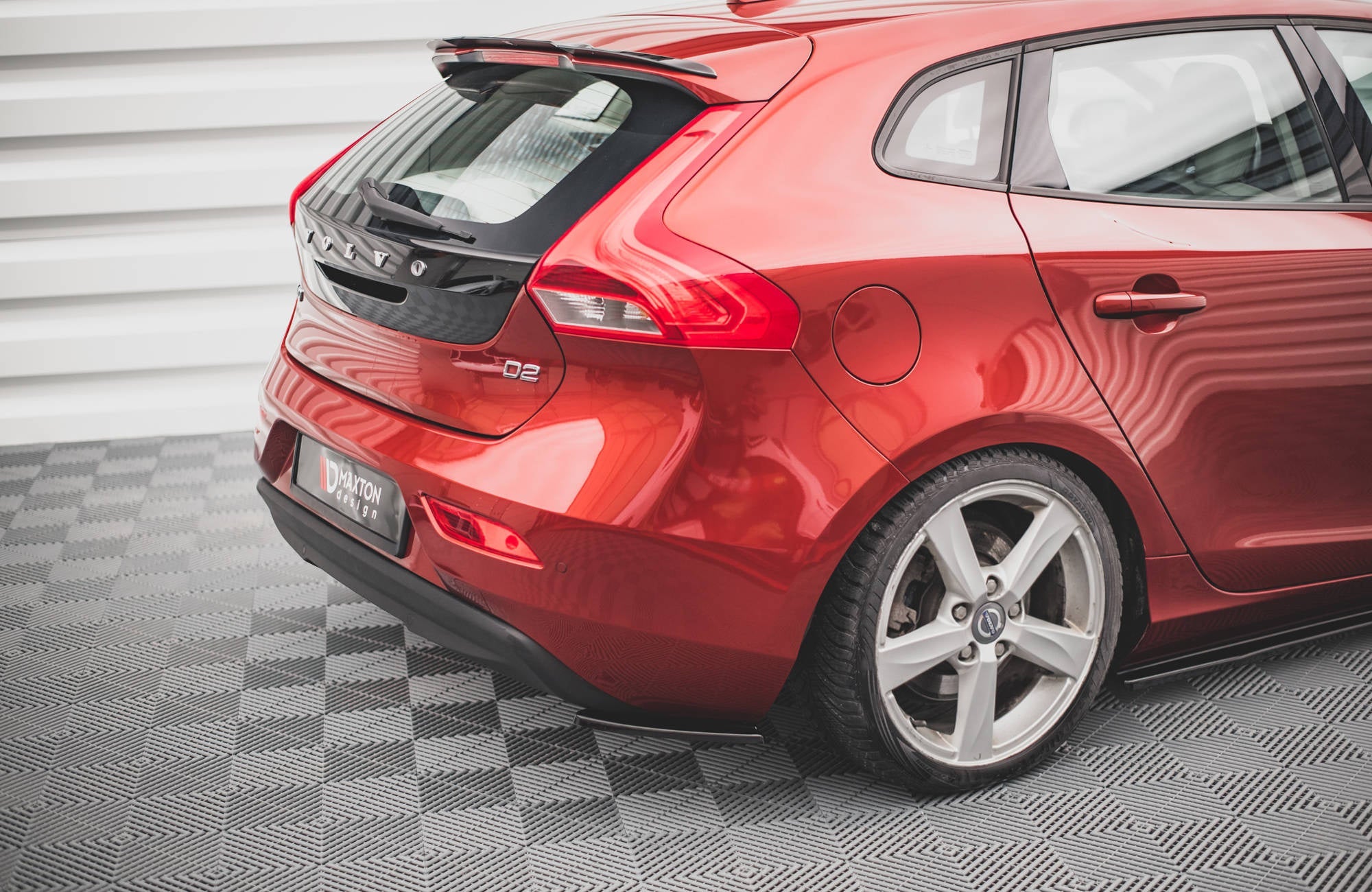 Maxton Design Splitters laterales traseros para Volvo V40 - imagen 1