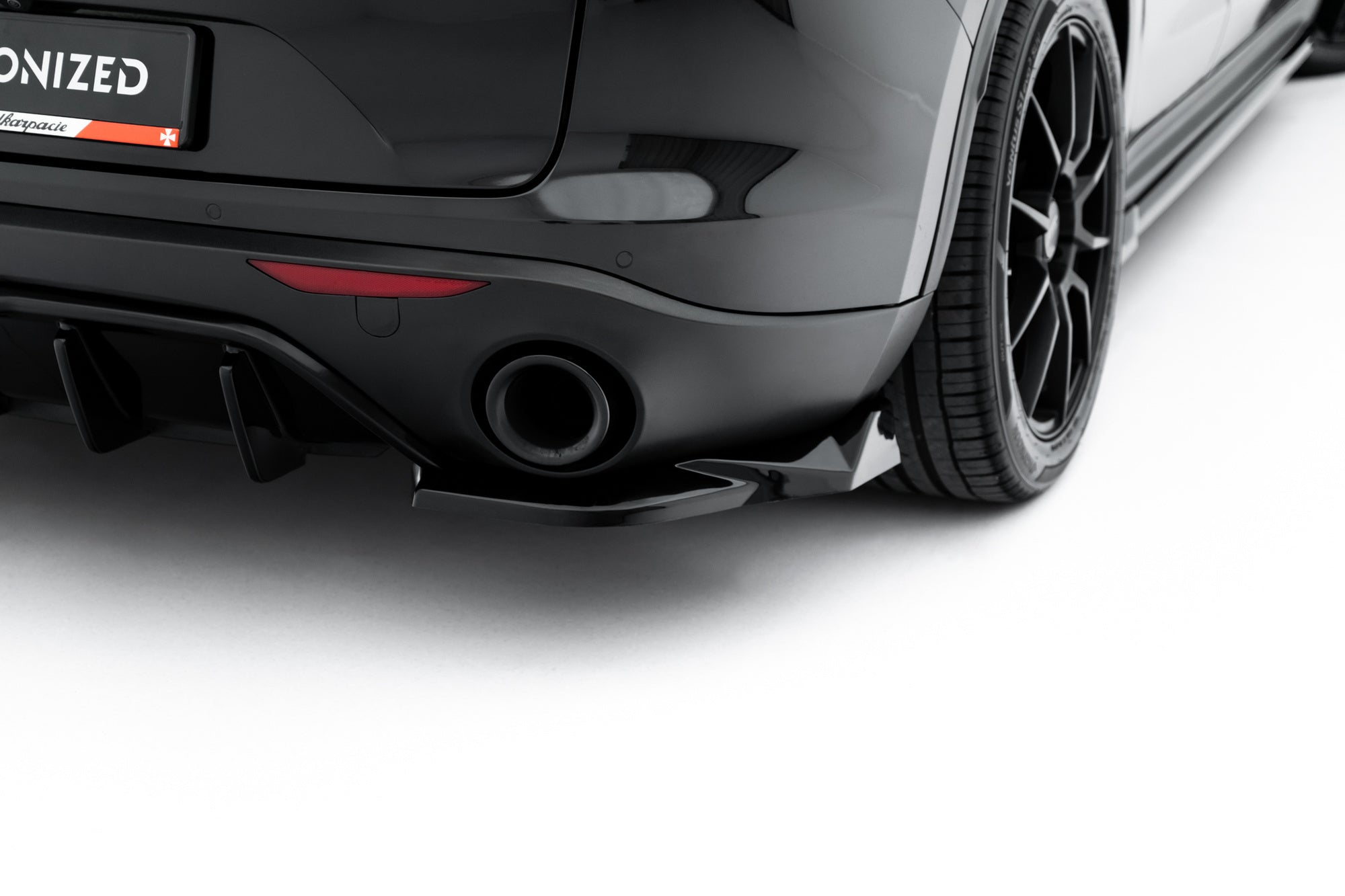 Maxton Design Splitters laterales traseros V.2 para Alfa Romeo Stelvio Mk1 - imagen 2