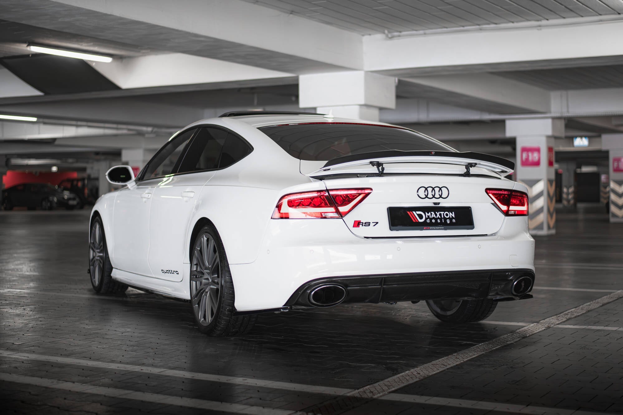 Maxton Design Splitters laterales traseros V.2 para Audi RS7 C7 - imagen 1