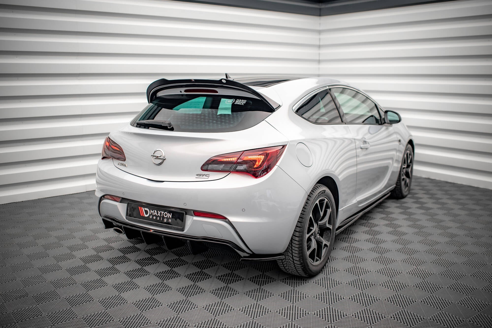 Maxton Design Splitters laterales traseros V.2 para Opel Astra GTC OPC-Line J - imagen 3