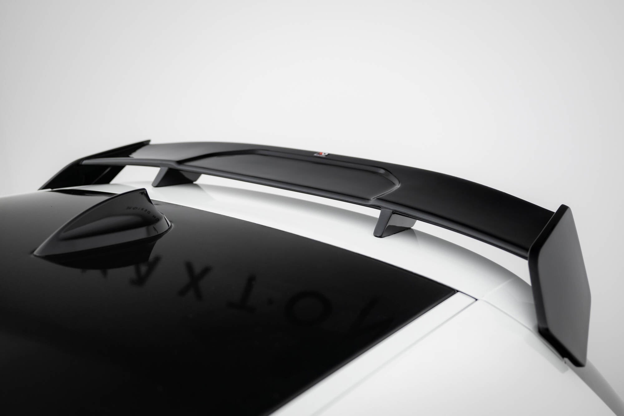 Maxton Design Alerón para BMW 1 M-Pack / M140i / Standard F20 - imagen 4