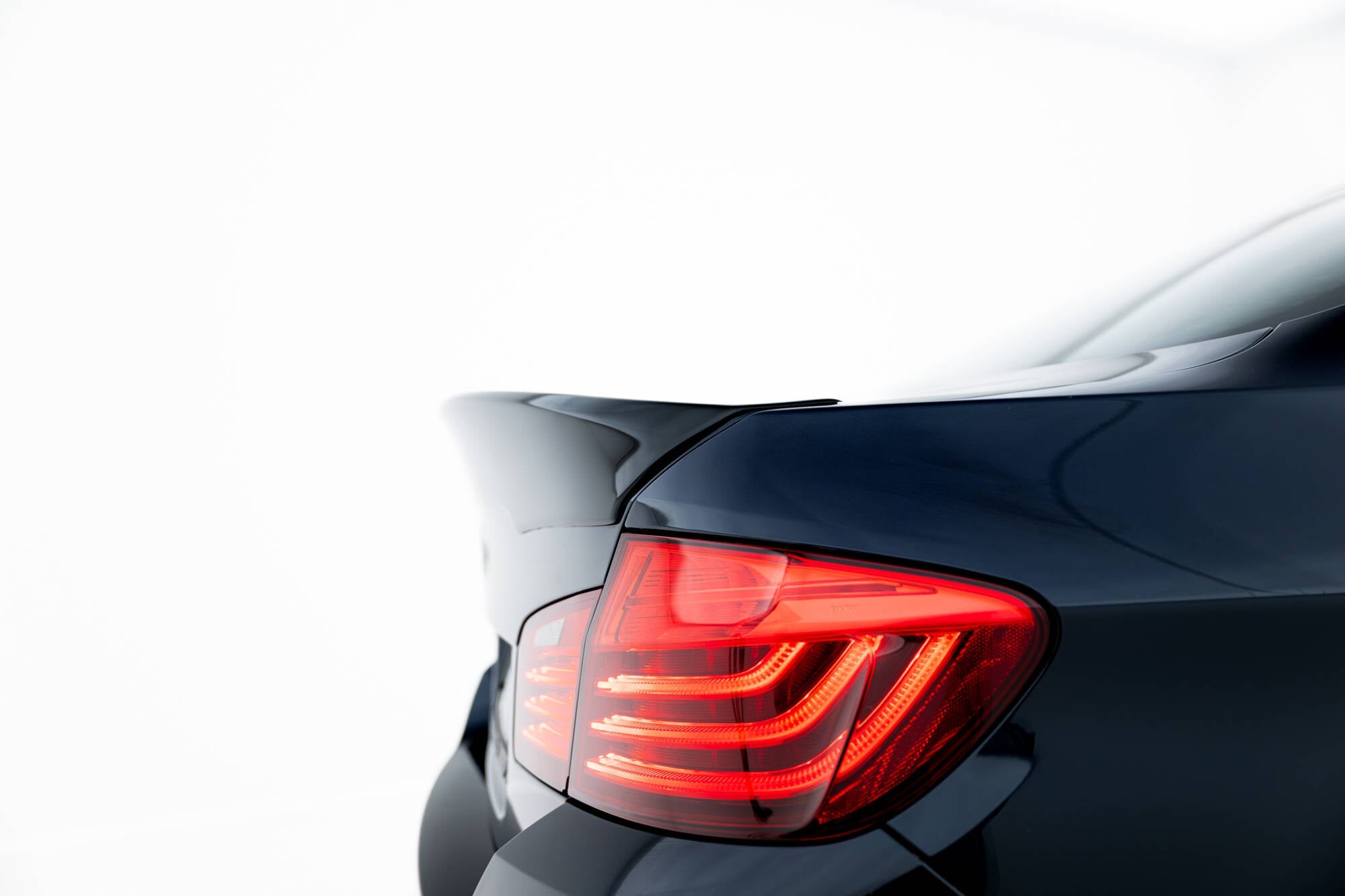 Maxton Design Alerón Csl LOOK para BMW 5 Sedan F10 / F10 Facelift - imagen 4