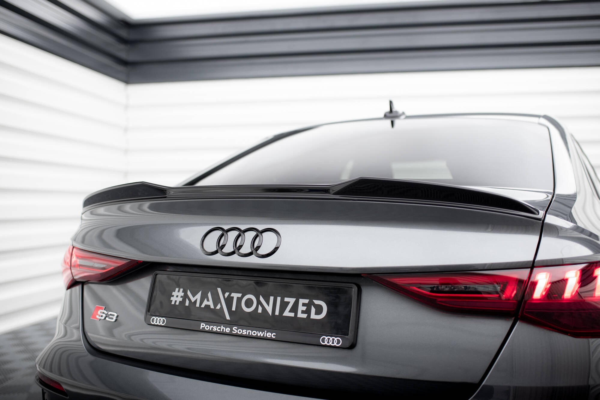 Maxton Design Extensión de alerón 3D para Audi A3 / A3 S-Line / S3 / RS3 Sedan 8Y - imagen 1