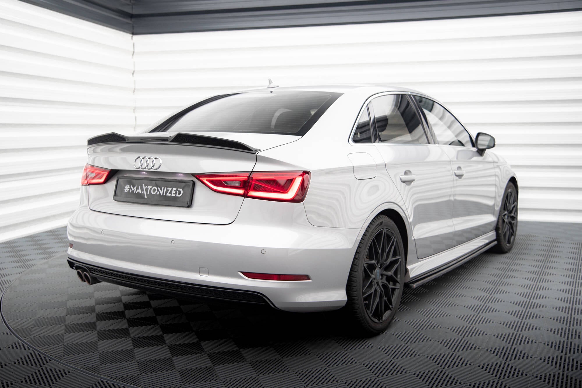 Maxton Design Extensión de alerón 3D para Audi A3 / A3 S-Line / S3 Sedan 8V - imagen 2