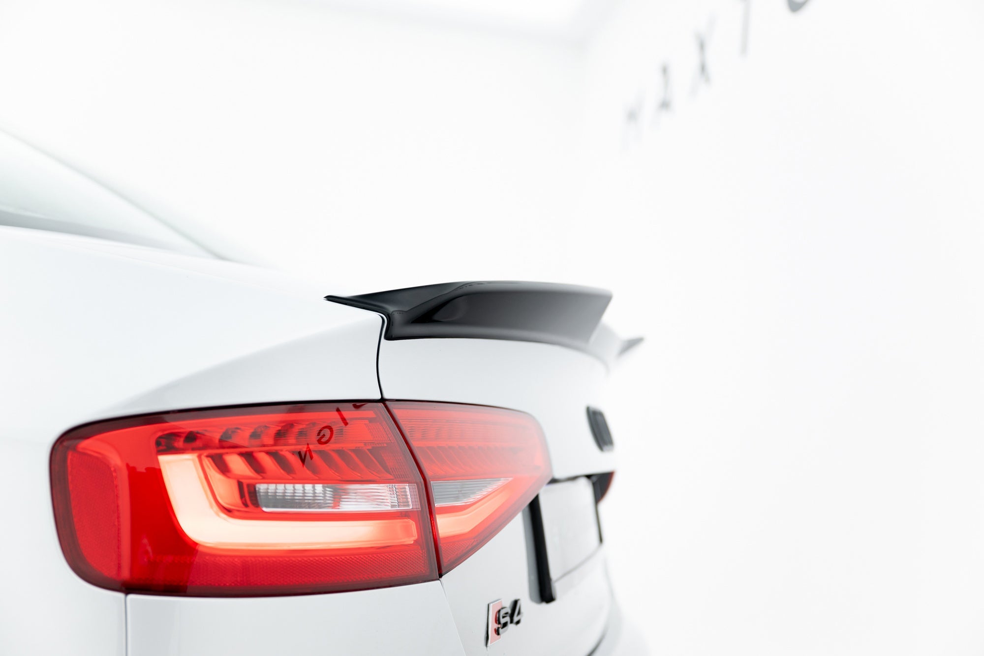 Maxton Design Extensión de alerón 3D para Audi S4 Sedan B8 Facelift - imagen 6