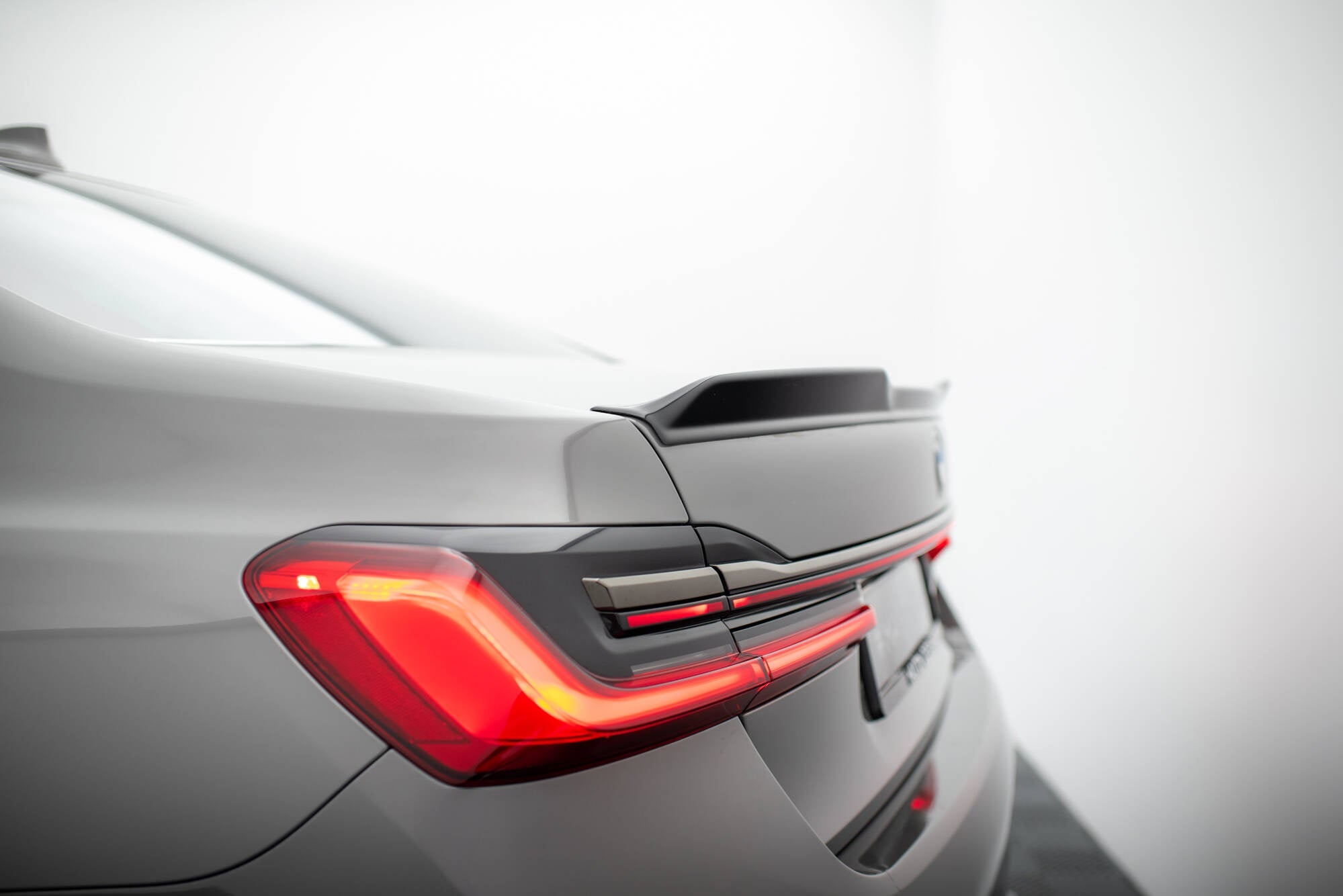 Maxton Design Extensión de alerón 3D para BMW 7 G11 / G12 - imagen 3