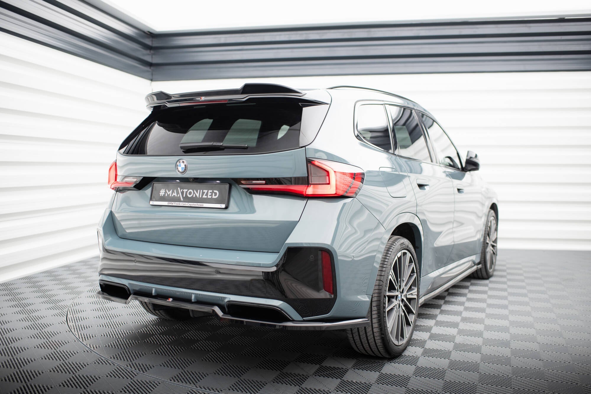Maxton Design Extensión de alerón 3D para BMW X1 M-Pack U11 - imagen 2
