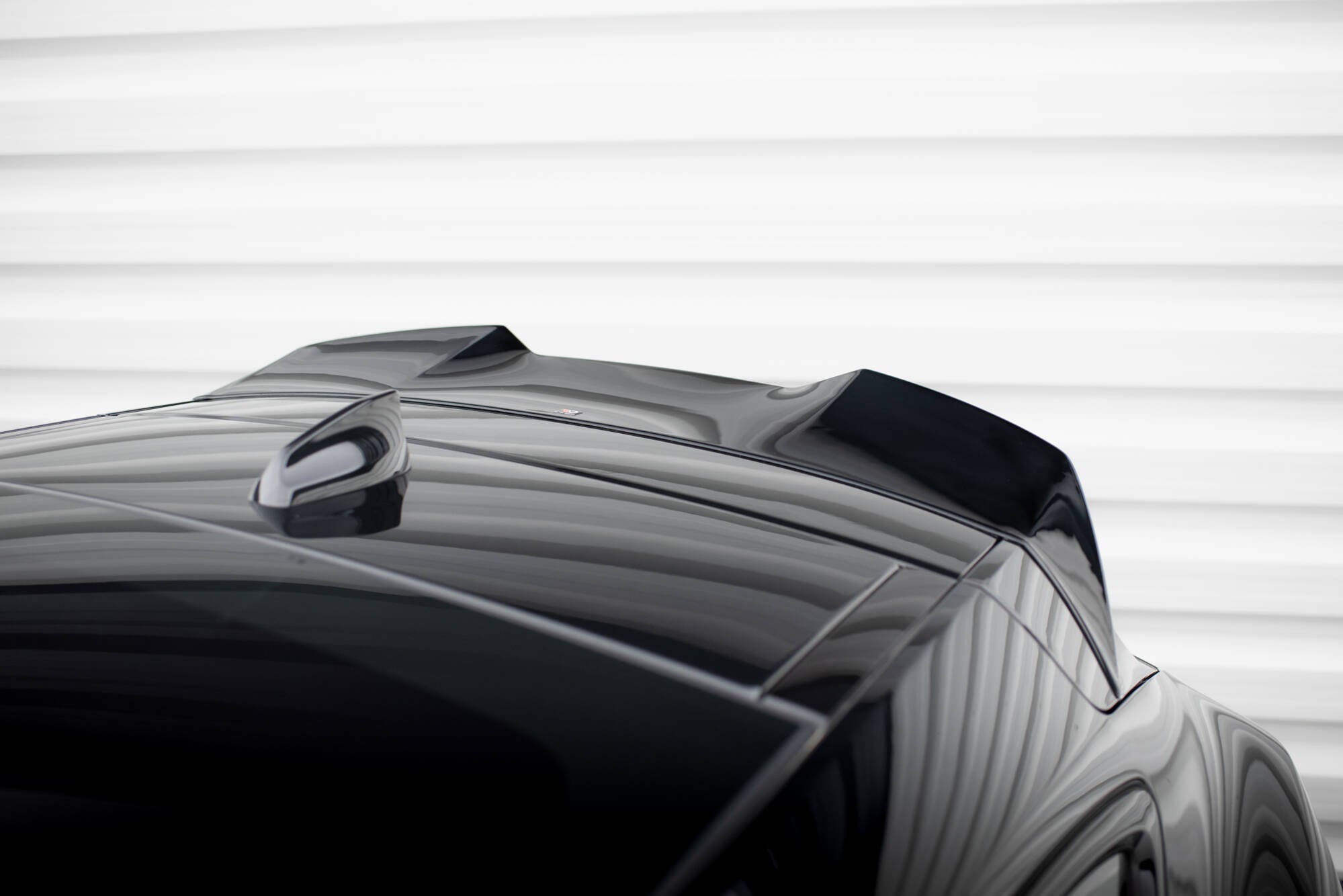 Maxton Design Extensión de alerón 3D para Jaguar E-Pace R-Dynamic X540 - imagen 3