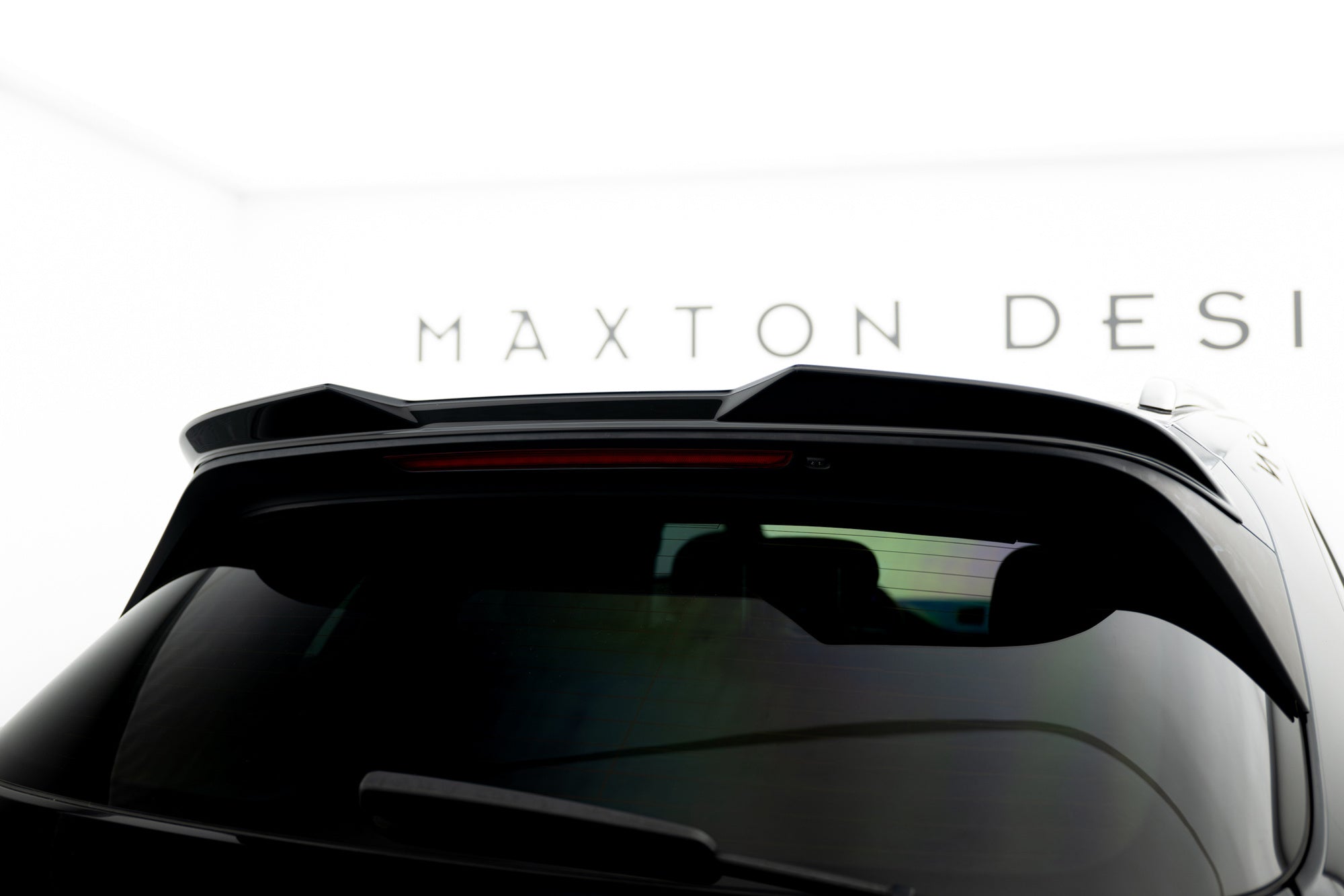 Maxton Design Extensión de alerón 3D para Porsche Cayenne Sport Design SUV Mk3 - imagen 1