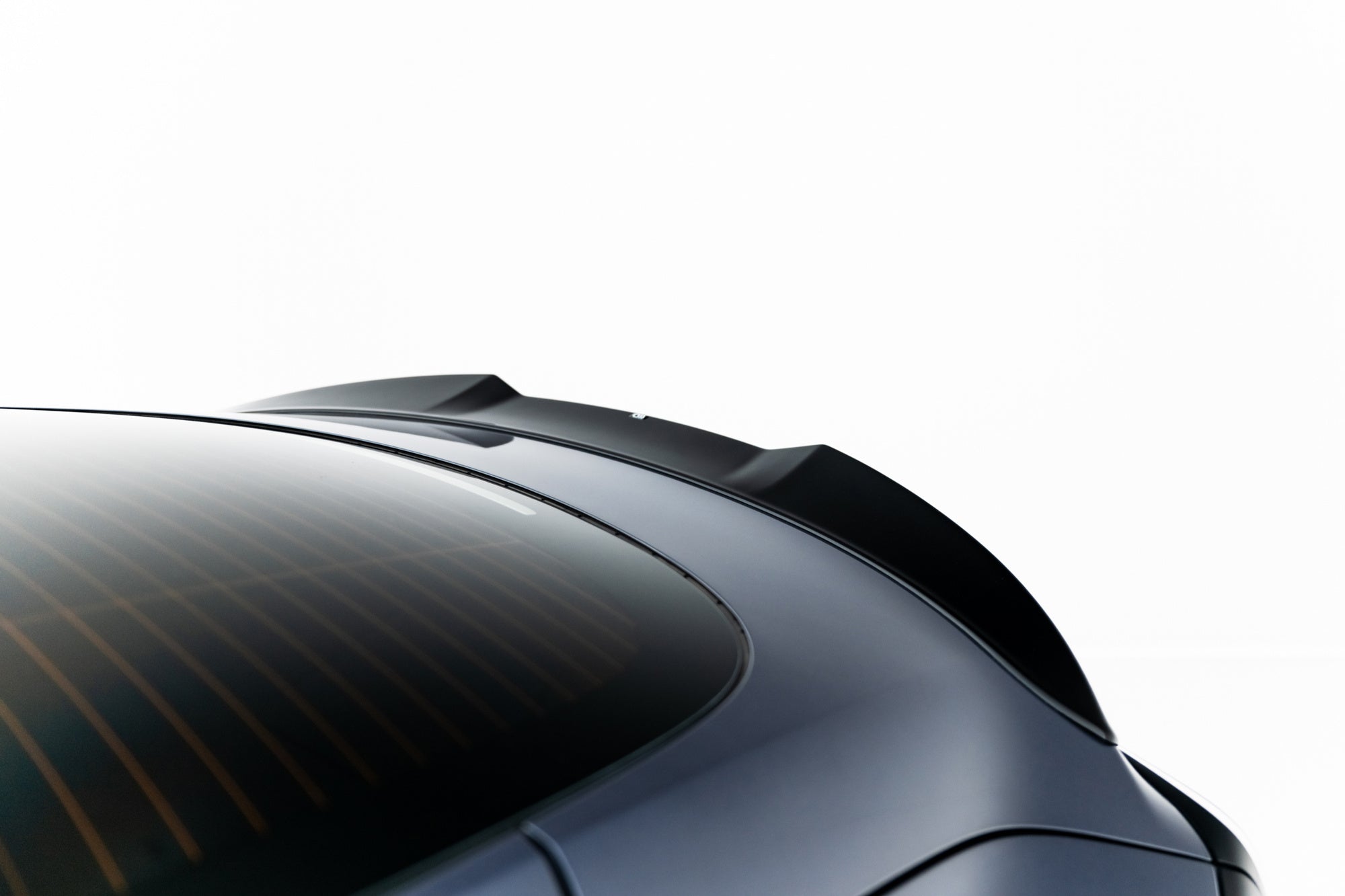 Maxton Design Extensión de alerón 3D para Tesla Model 3 - imagen 3