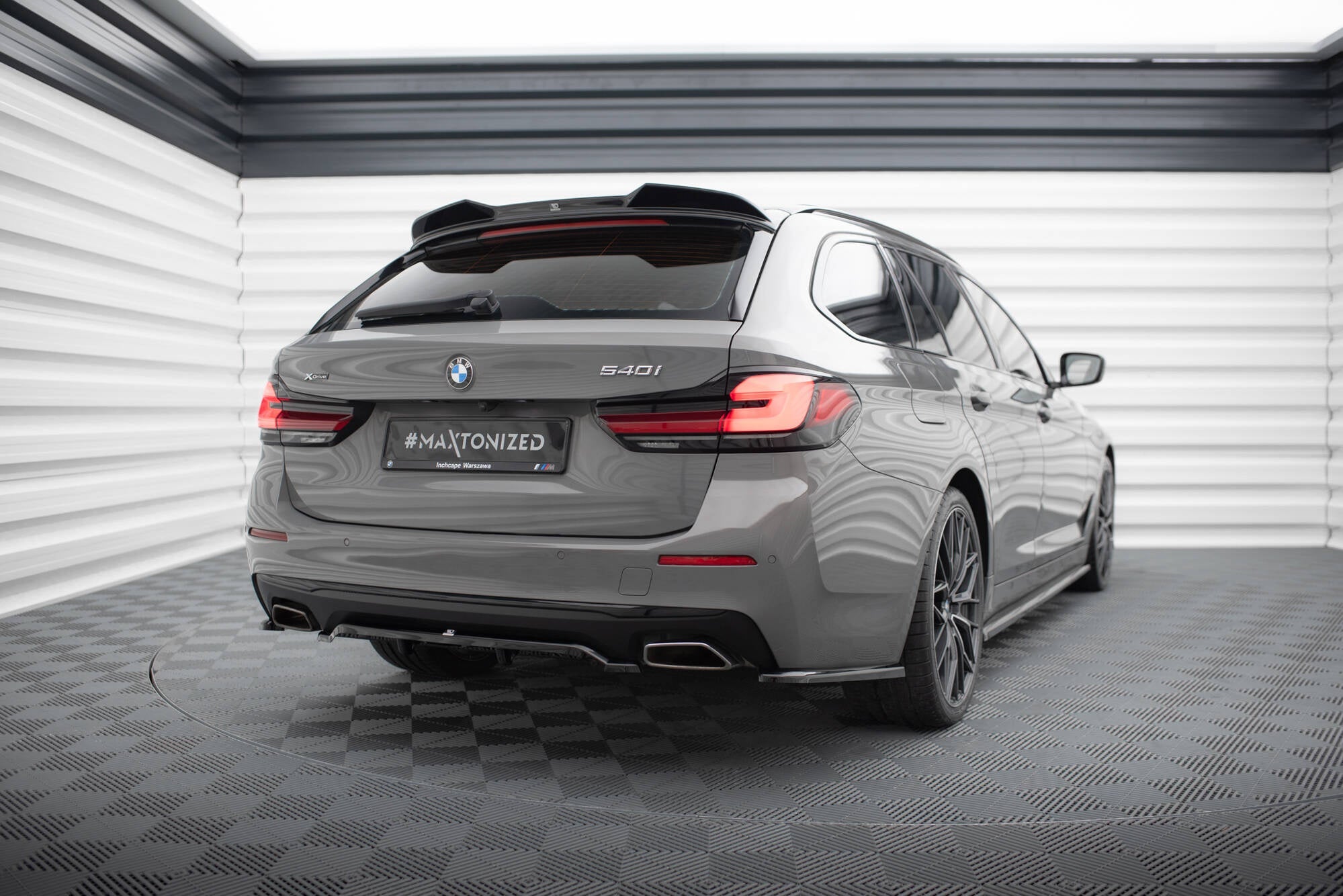 Maxton Design Extensión de alerón 3D V.1 para BMW 5 Touring G31 - imagen 4