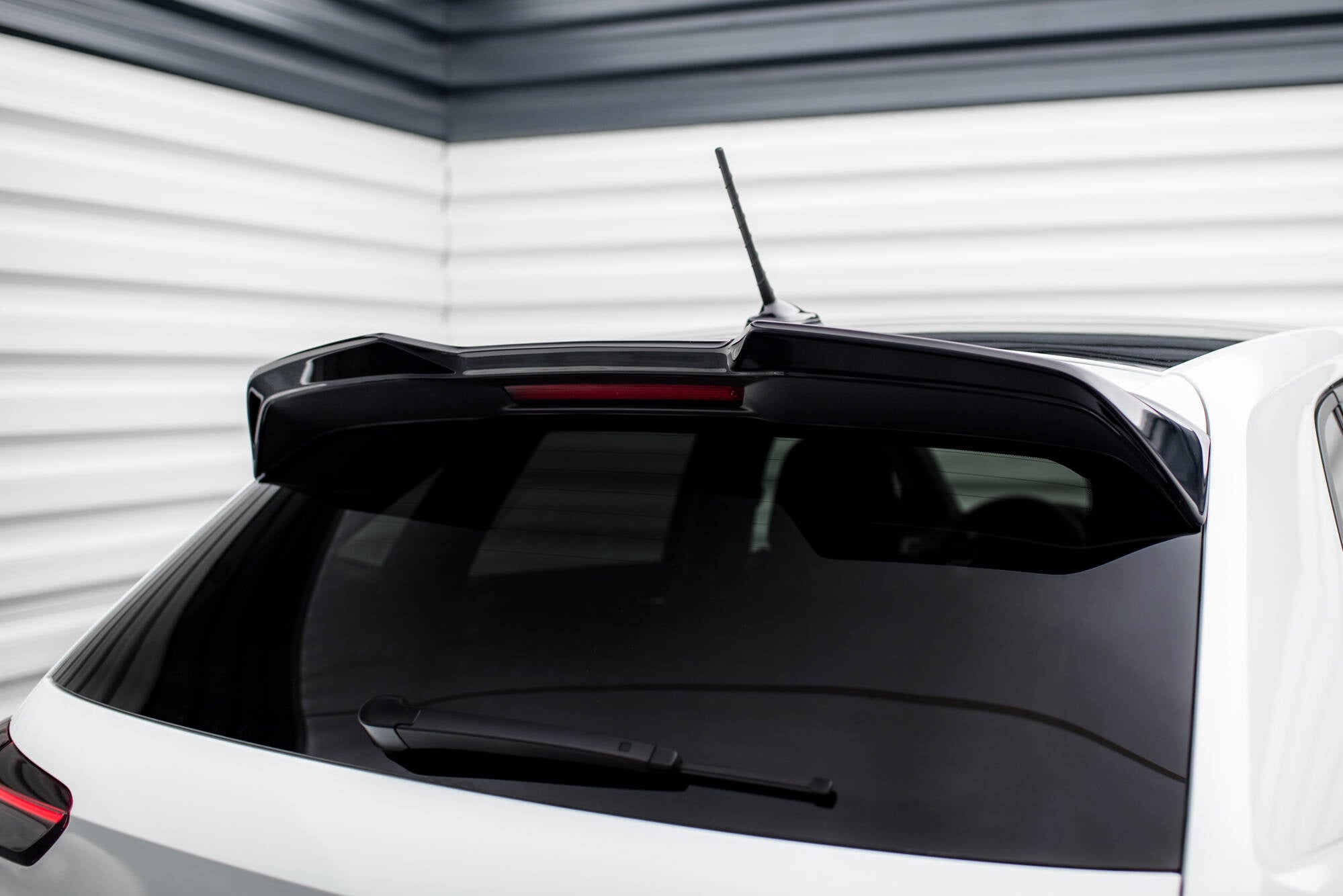 Maxton Design Extensión de alerón 3D para Volkswagen Polo GTI Mk6/Mk6 Facelift - imagen 1
