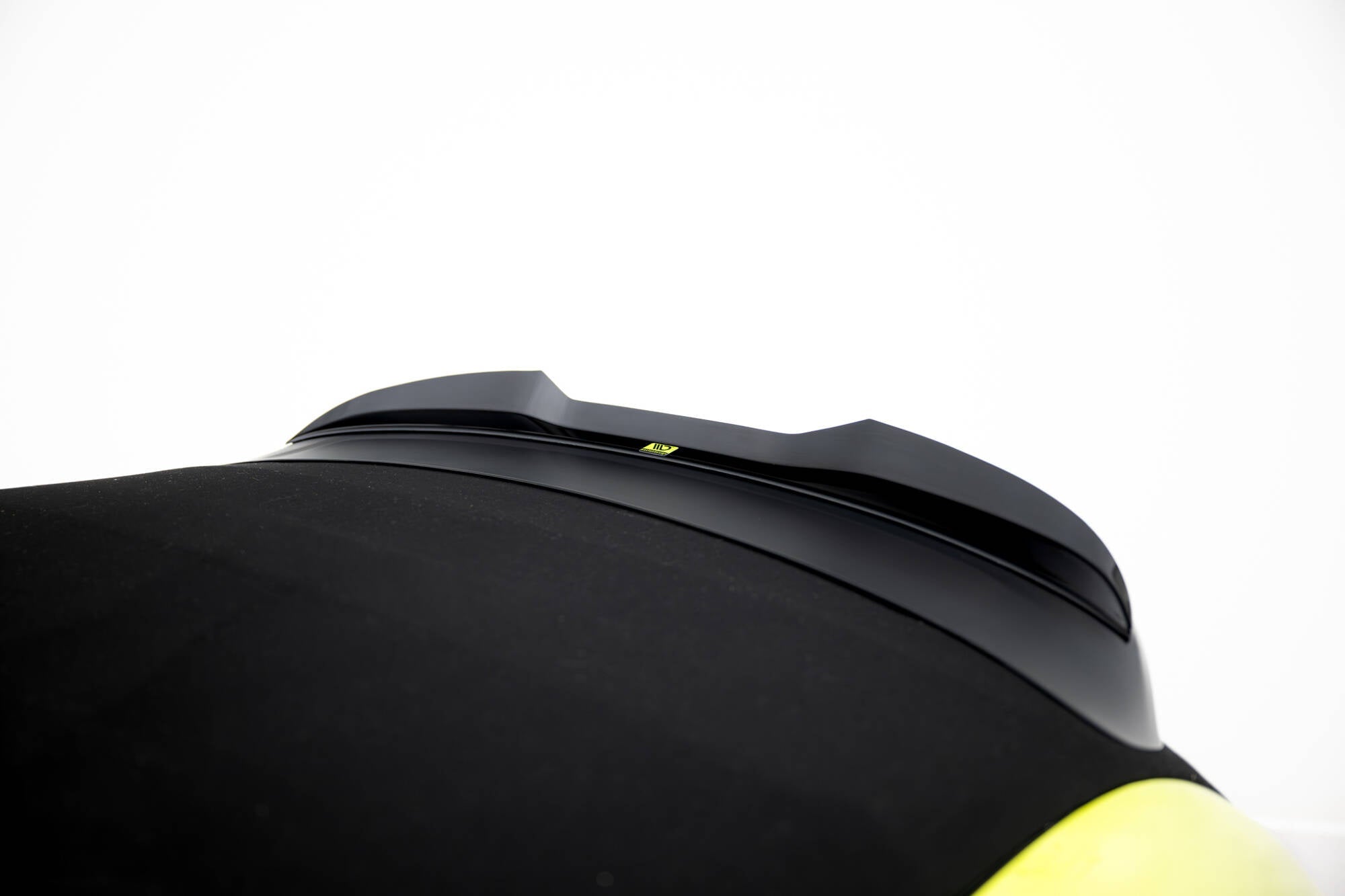 Maxton Design Extensión de alerón para Abarth 500e - imagen 3