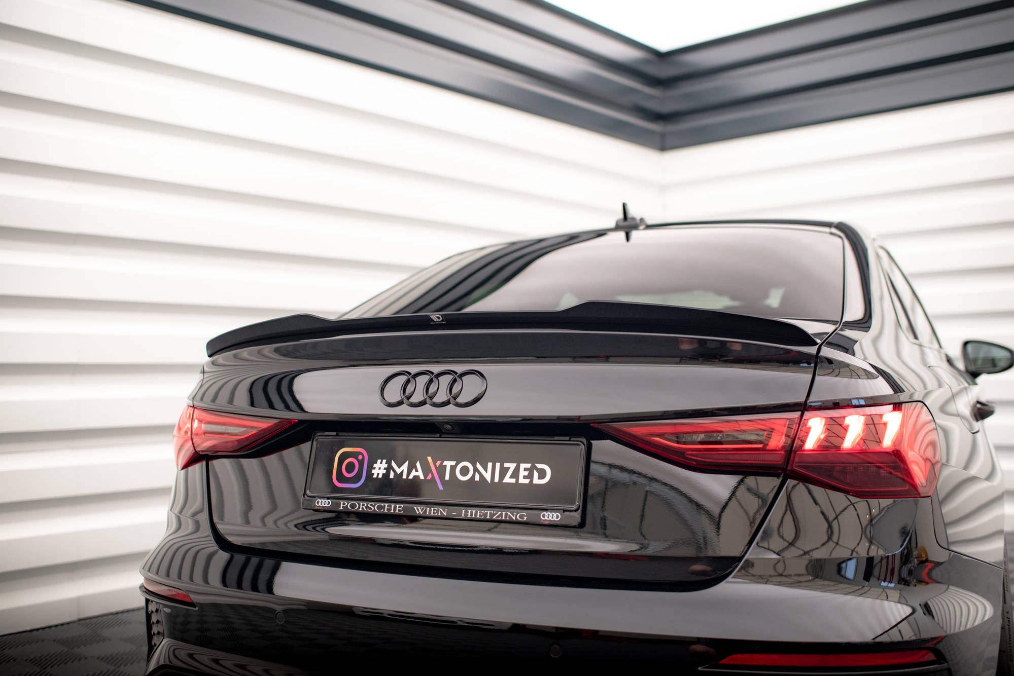 Maxton Design Extensión de alerón para Audi A3 / A3 S-Line / S3 / RS3 Sedan 8Y - imagen 1