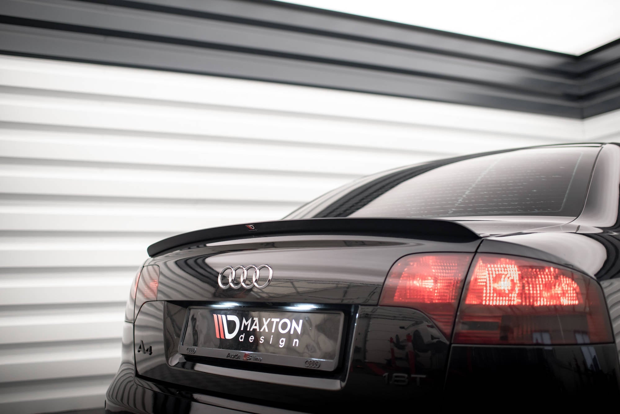 Maxton Design Extensión de alerón para Audi A4 Sedan S-Line B7 - imagen 1