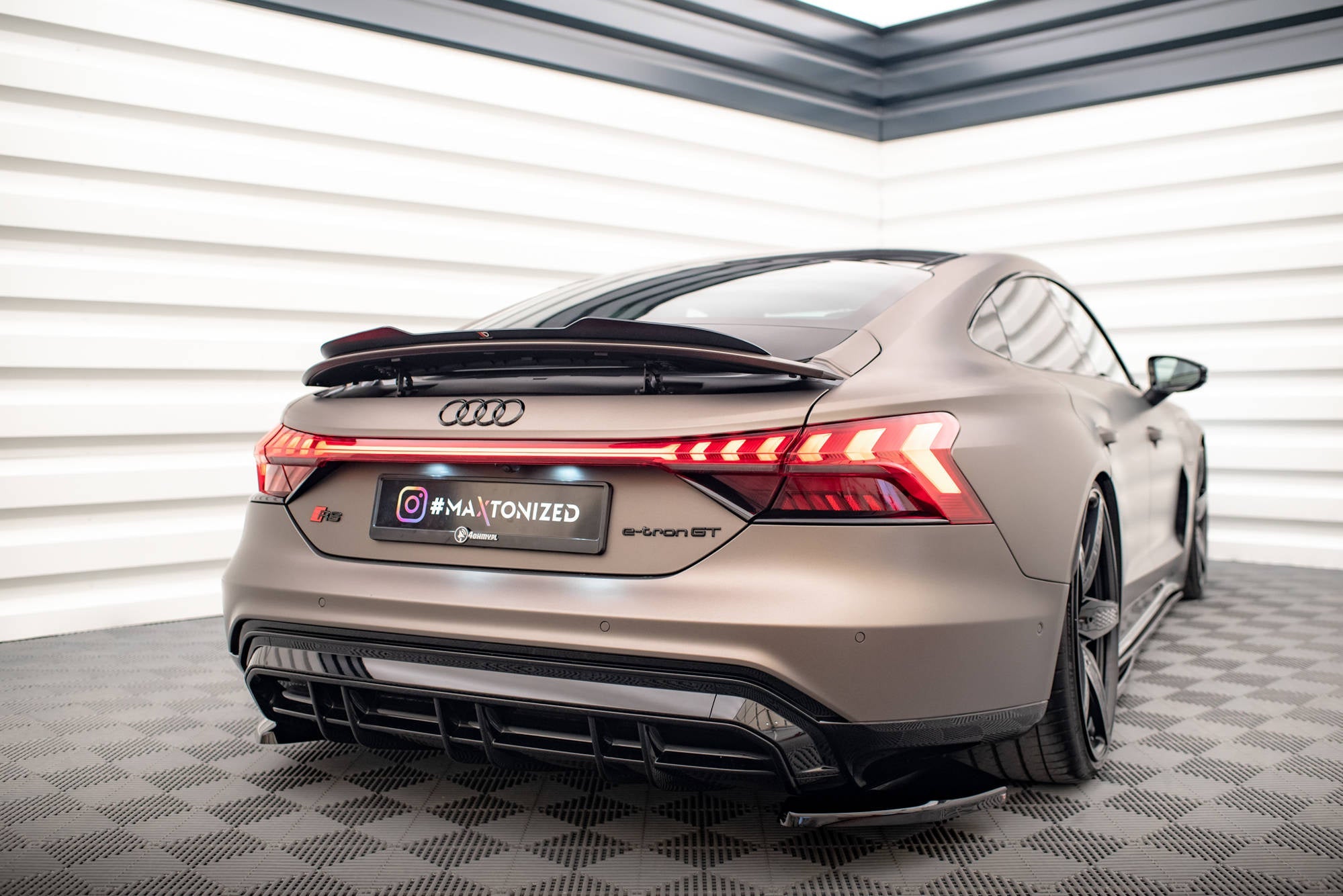 Maxton Design Extensión de alerón para Audi e-Tron GT / RS GT RS Mk1 - imagen 1
