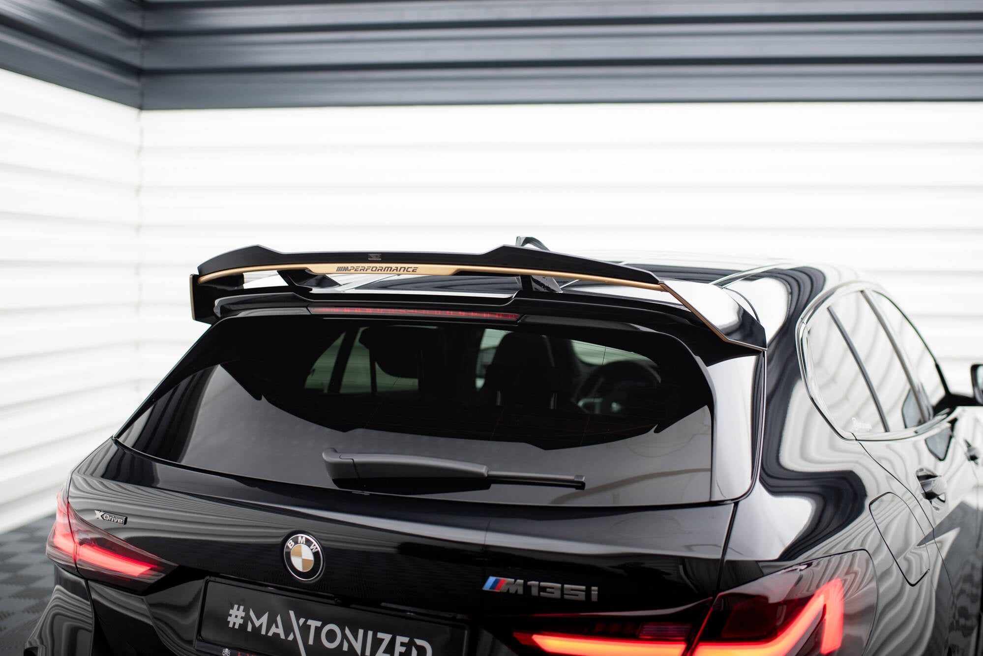 Maxton Design Extensión de alerón para BMW M135i M-Performance F40 - imagen 1