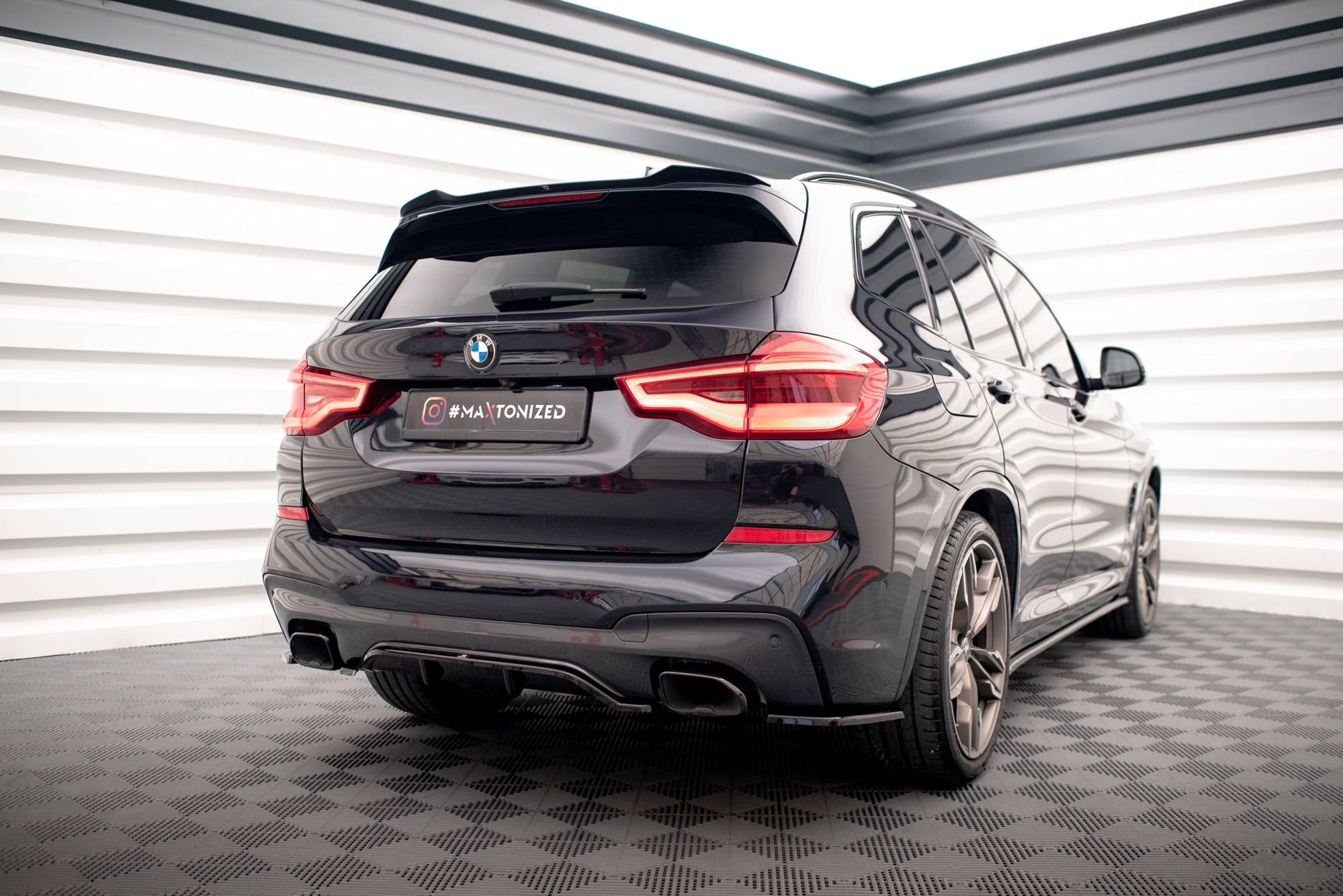 Maxton Design Extensión de alerón para BMW X3 M40d / M40i / M-Pack G01 / iX3 G08 Facelift - imagen 2