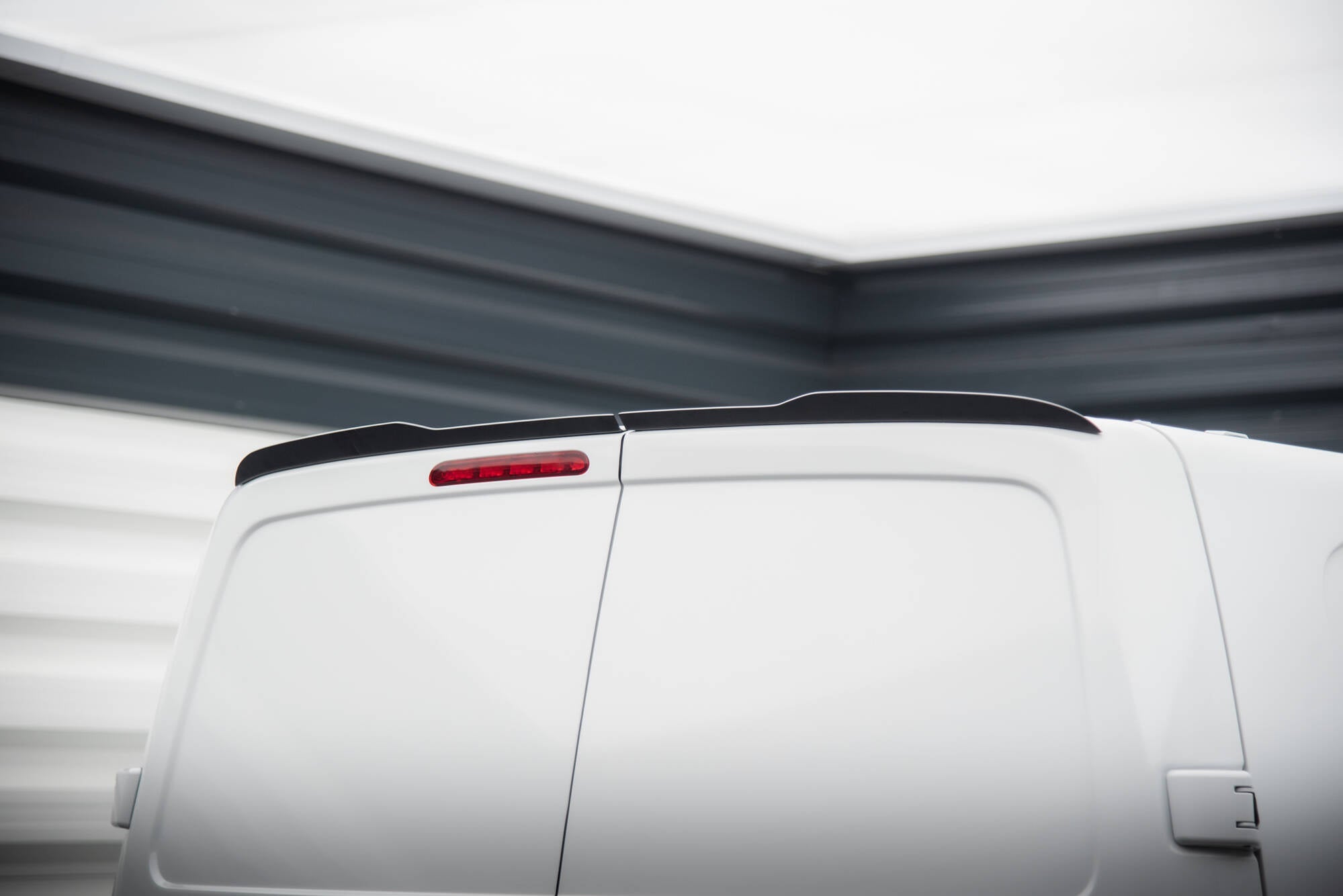 Maxton Design Extensión de alerón para Citroen Jumpy Mk3 - imagen 1