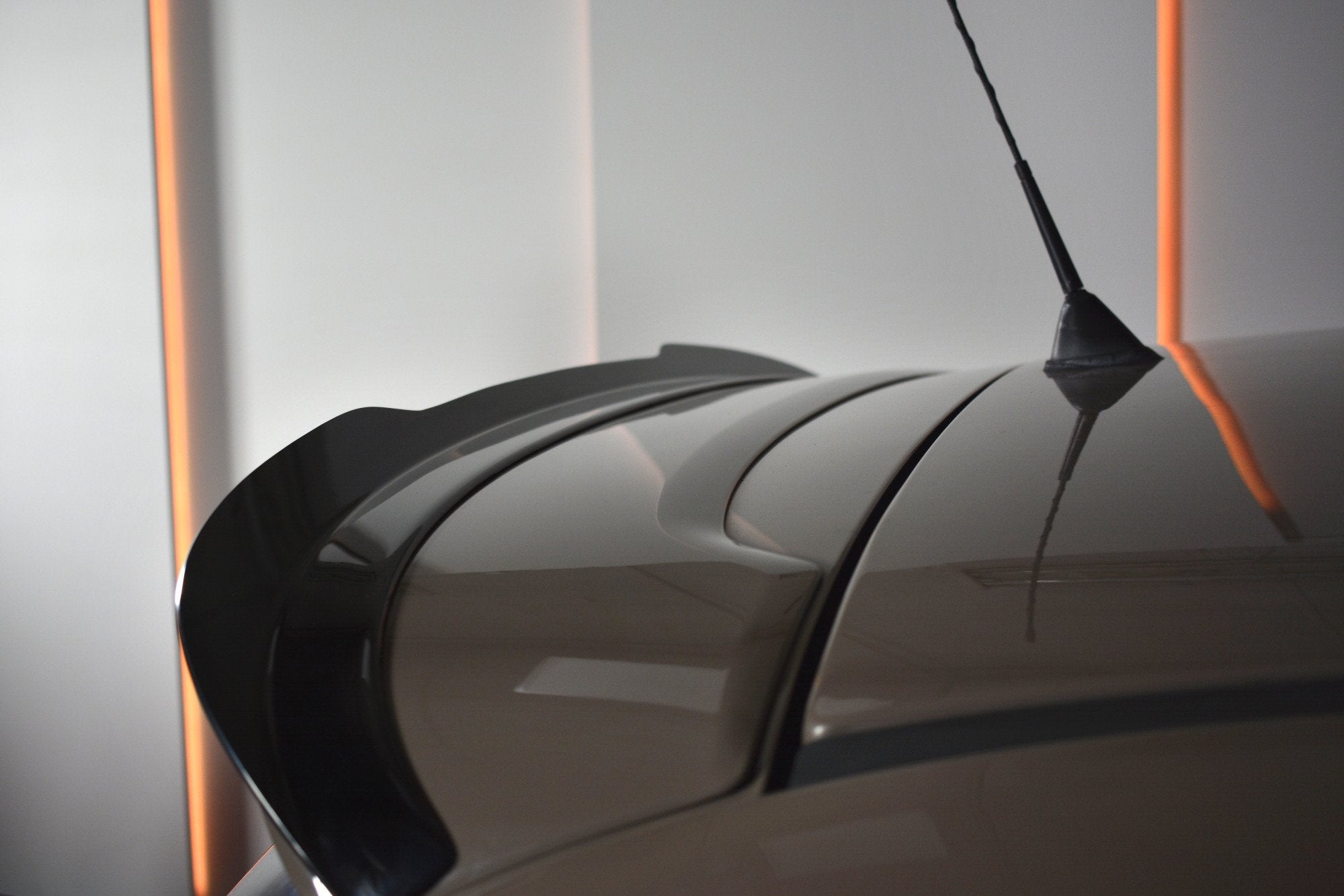 Maxton Design Extensión de alerón para Fiat 500 Hatchback Sport PRE-Facelift - imagen 3