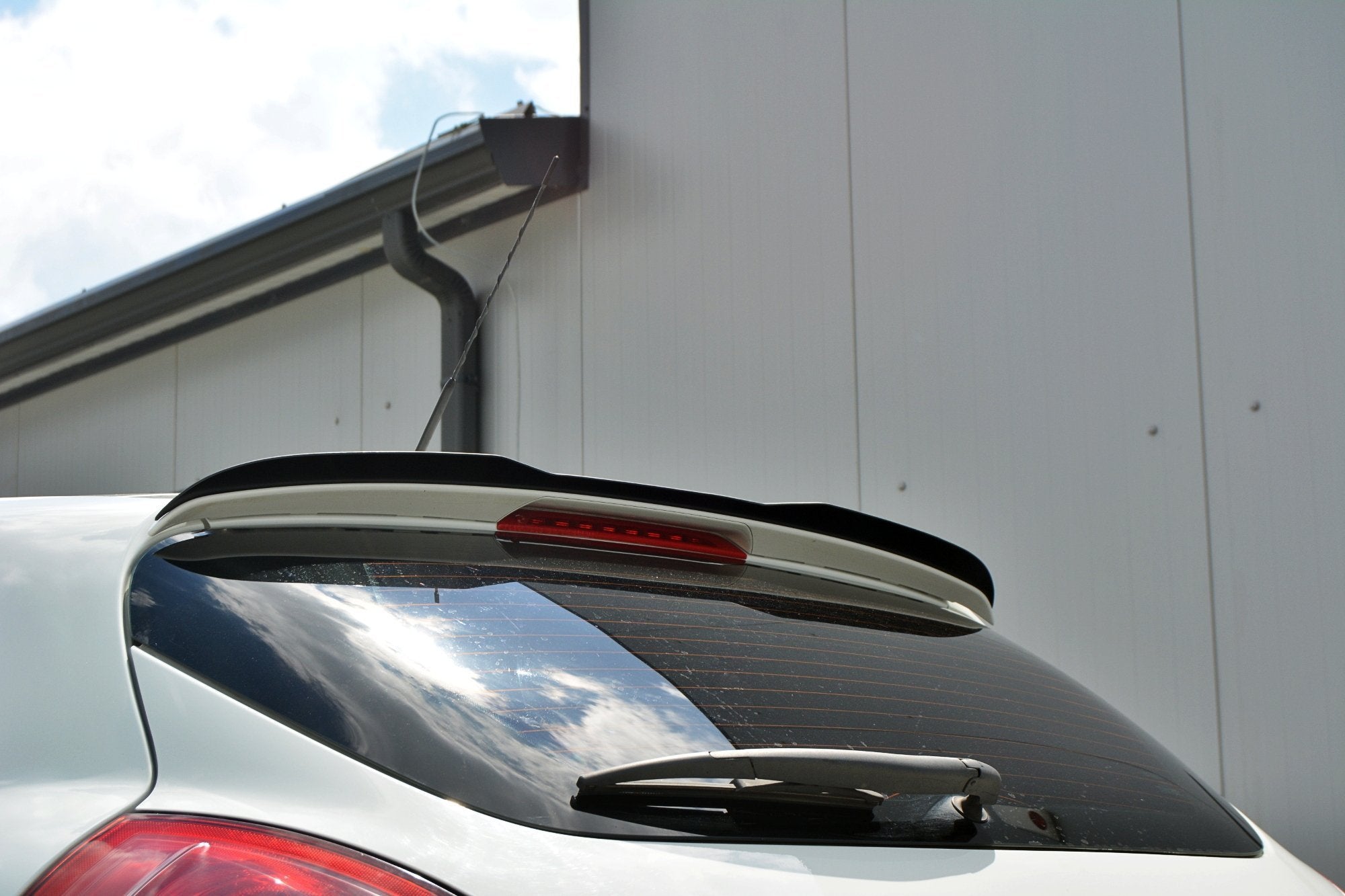 Maxton Design Extensión de alerón para Fiat Bravo Mk2 Sport - imagen 1