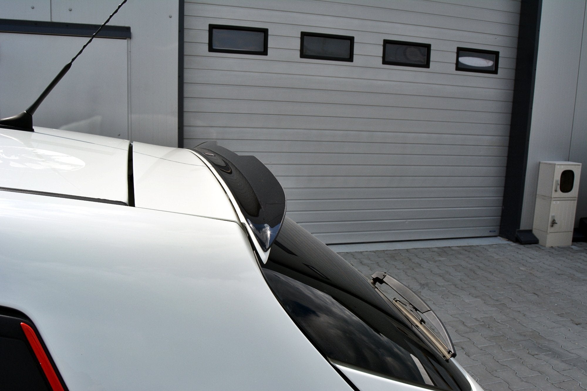 Maxton Design Extensión de alerón para Fiat Bravo Mk2 Sport - imagen 2