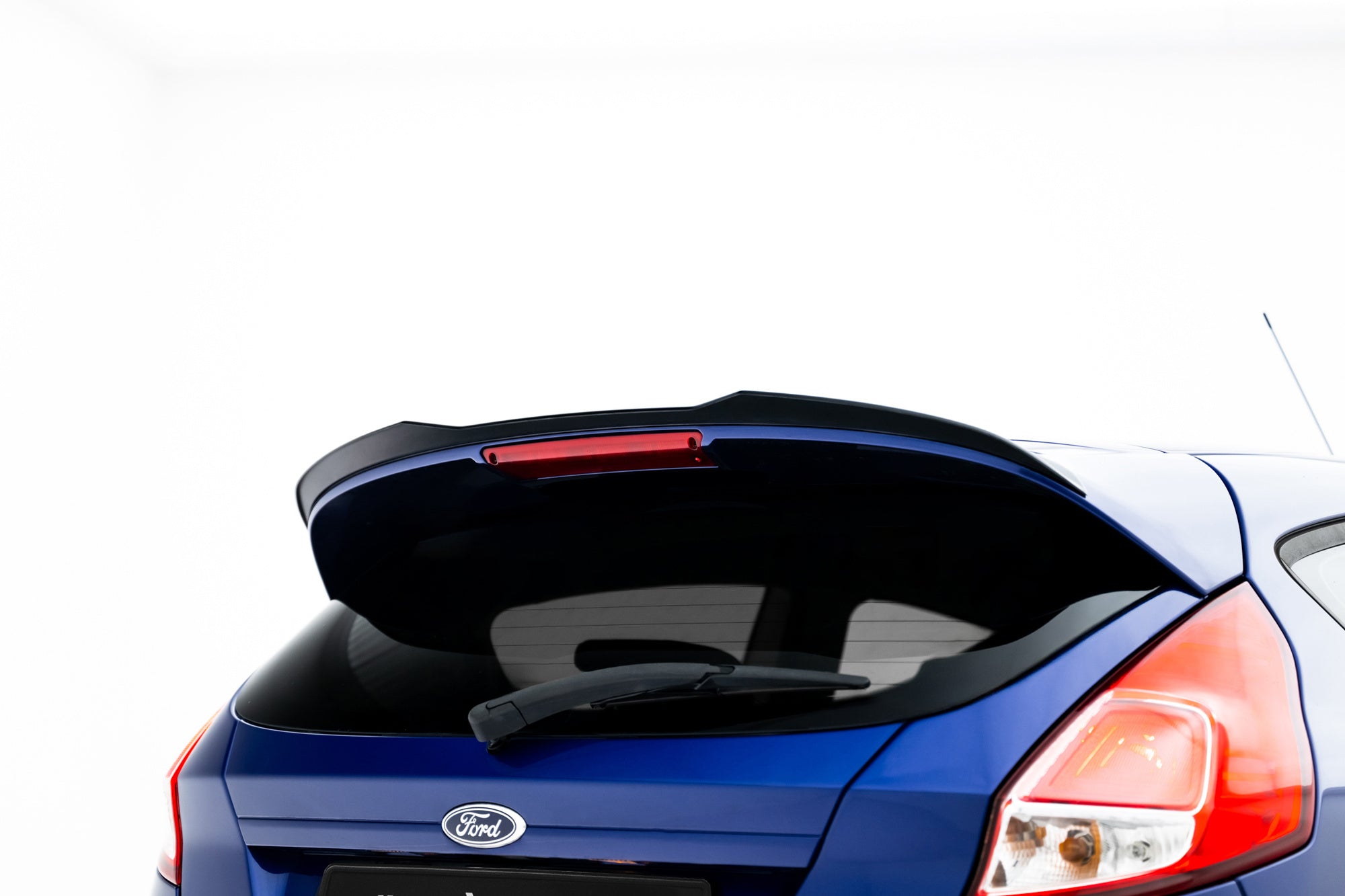 Maxton Design Extensión de alerón para Ford Fiesta ST-Line Mk7 - imagen 1