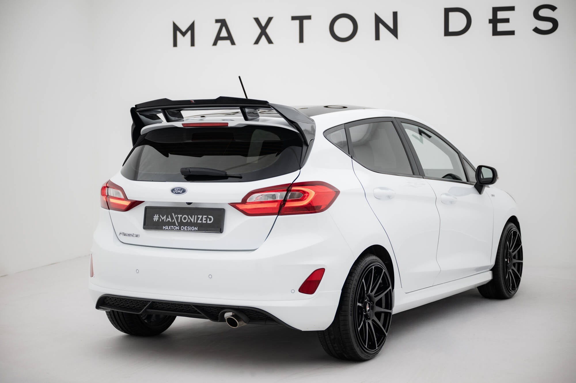 Maxton Design Extensión de alerón para Ford Fiesta Standard / ST / ST-Line Mk8 (For FO-FI-8-FH1FP) - imagen 2