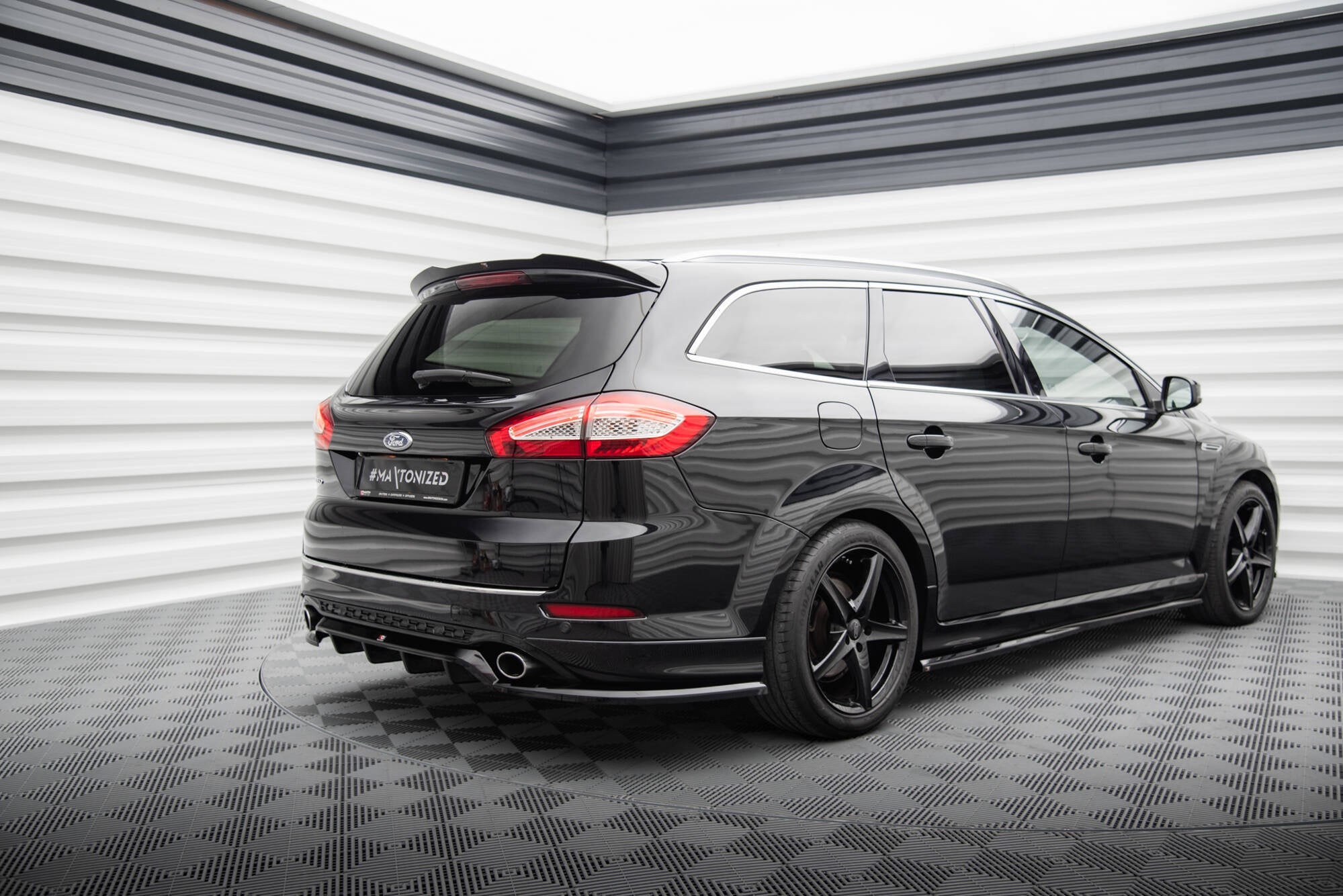 Maxton Design Extensión de alerón para Ford Mondeo Estate ST-Line Mk4 Facelift - imagen 2