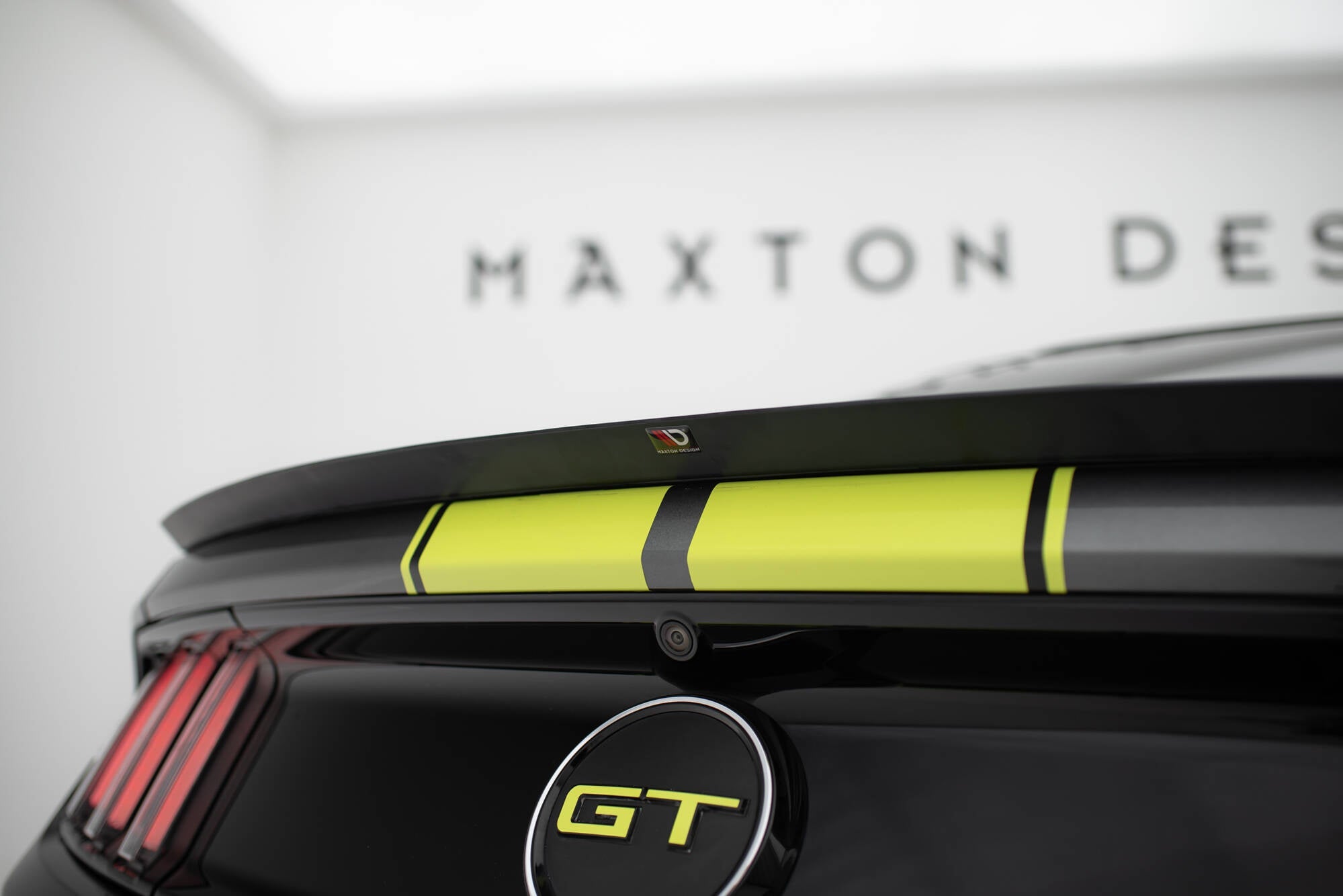 Maxton Design Extensión de alerón para Ford Mustang / Mustang GT Mk6 - imagen 3