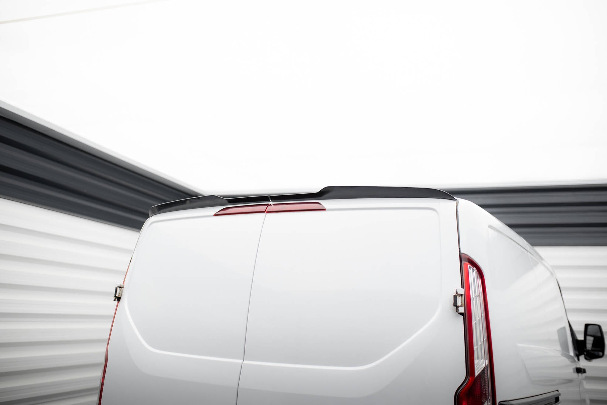 Maxton Design Extensión de alerón para Ford Transit Custom Mk1 - imagen 6