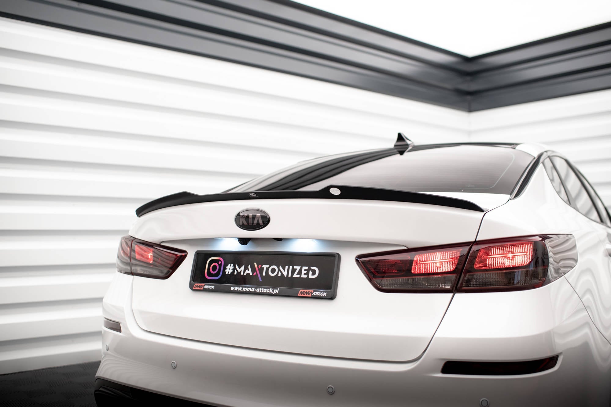 Maxton Design Extensión de alerón para Kia Optima Mk4 - imagen 1