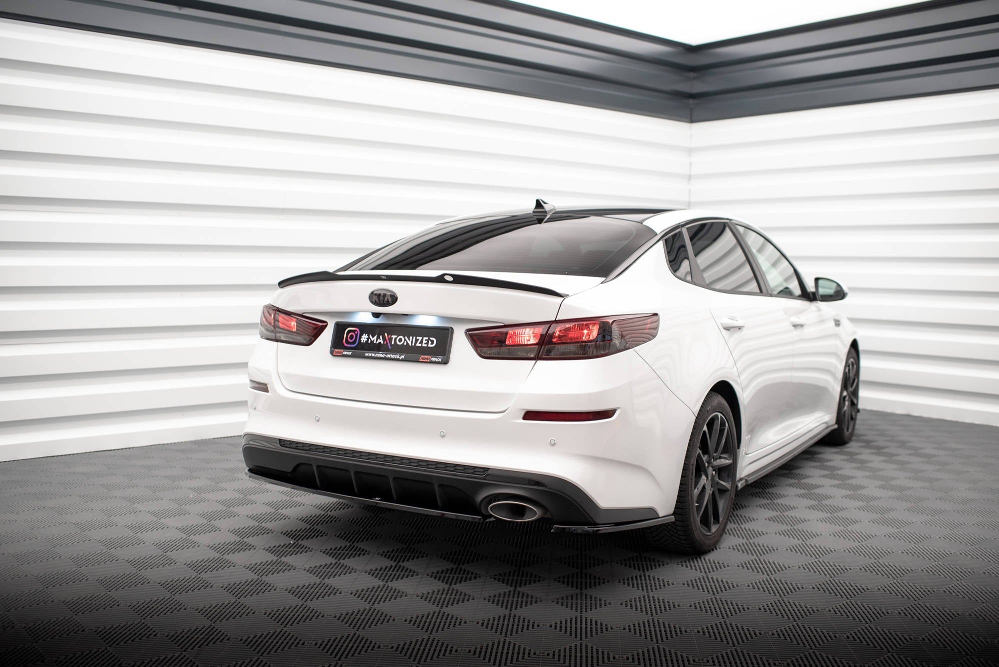 Maxton Design Extensión de alerón para Kia Optima Mk4 - imagen 6