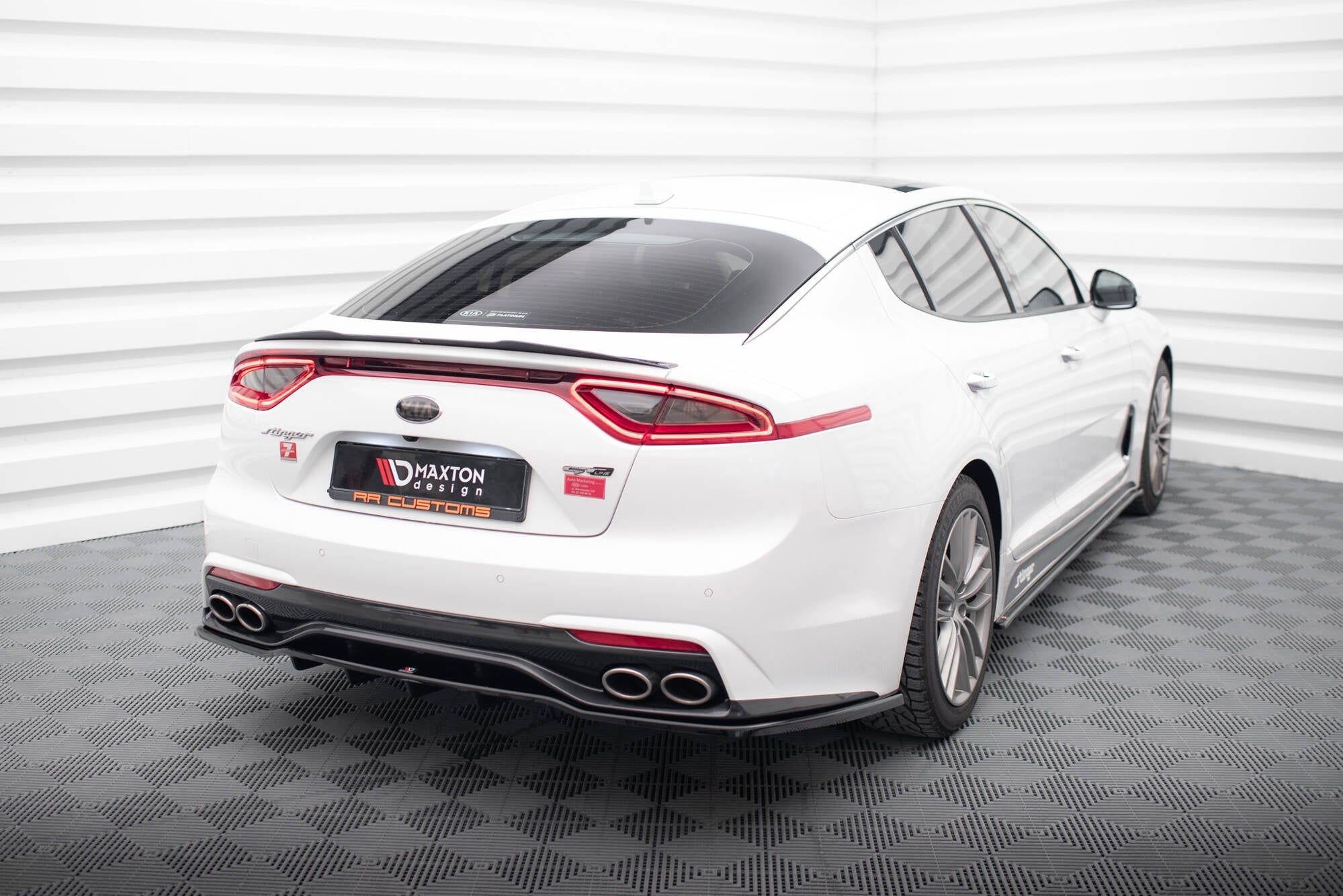 Maxton Design Extensión de alerón para Kia Stinger GT / GT-Line / Standard Mk1 - imagen 2
