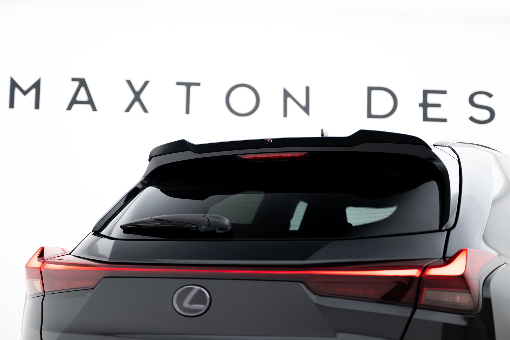 Maxton Design Extensión de alerón para Lexus UX F-Sport Mk1 - imagen 1