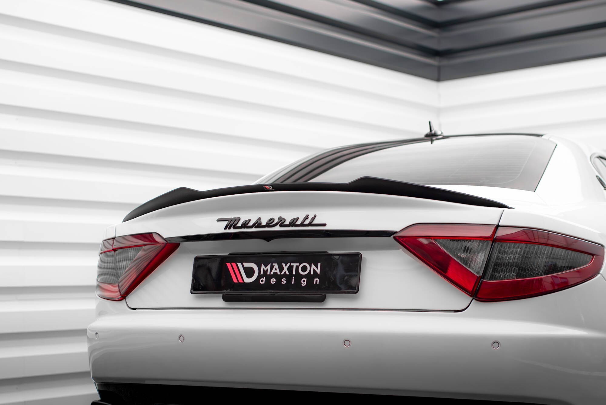 Maxton Design Extensión de alerón para Maserati Granturismo S Mk1 - imagen 1