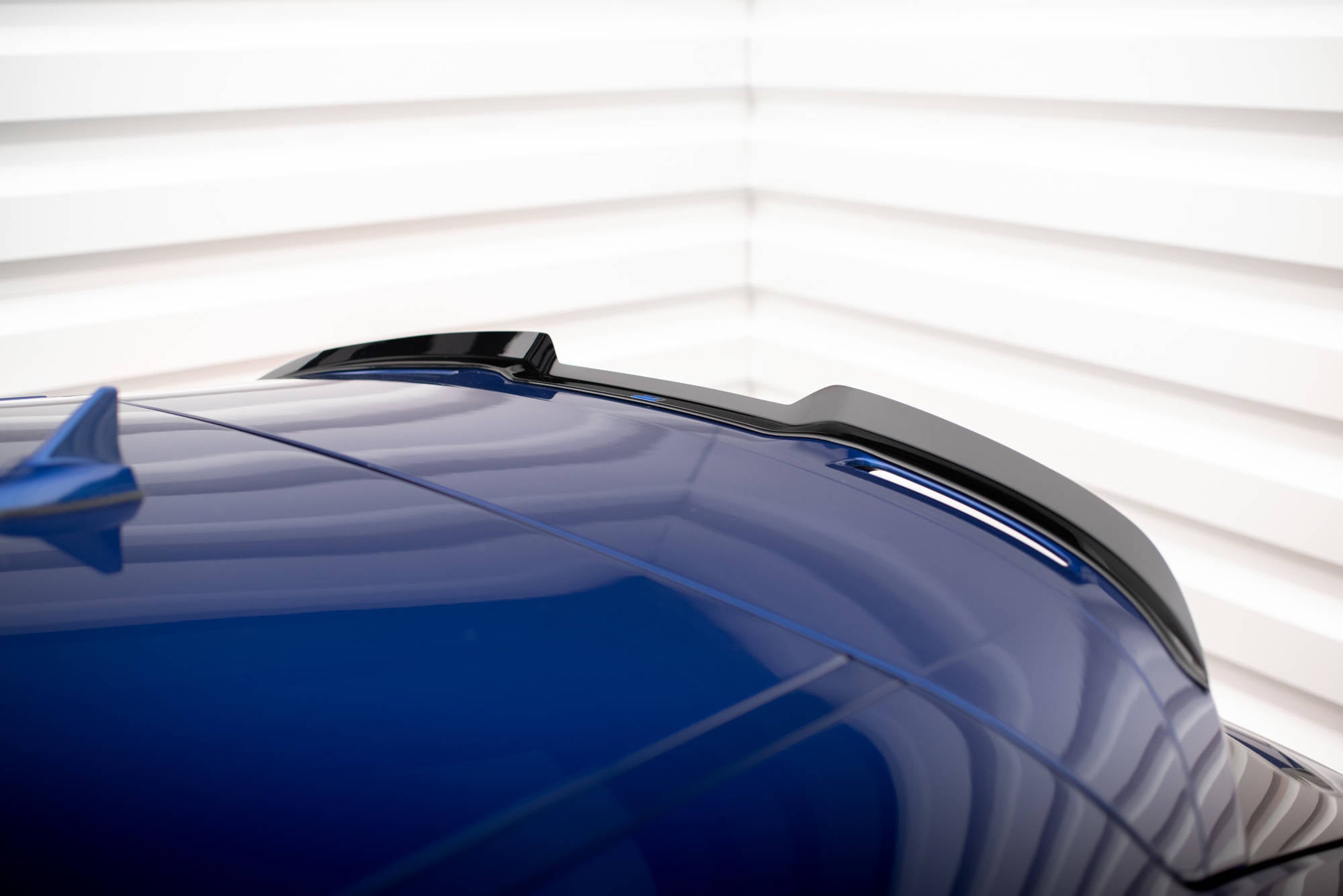 Maxton Design Extensión de alerón para Maserati Levante Mk1 - imagen 3