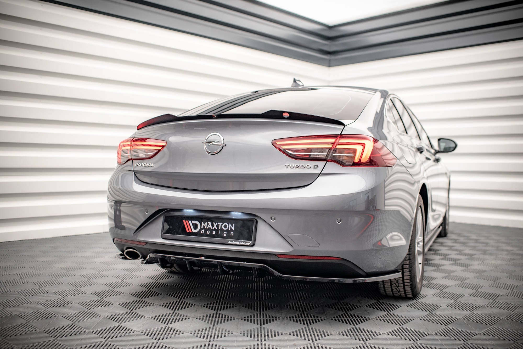 Maxton Design Extensión de alerón para Opel Insignia Mk2 - imagen 2